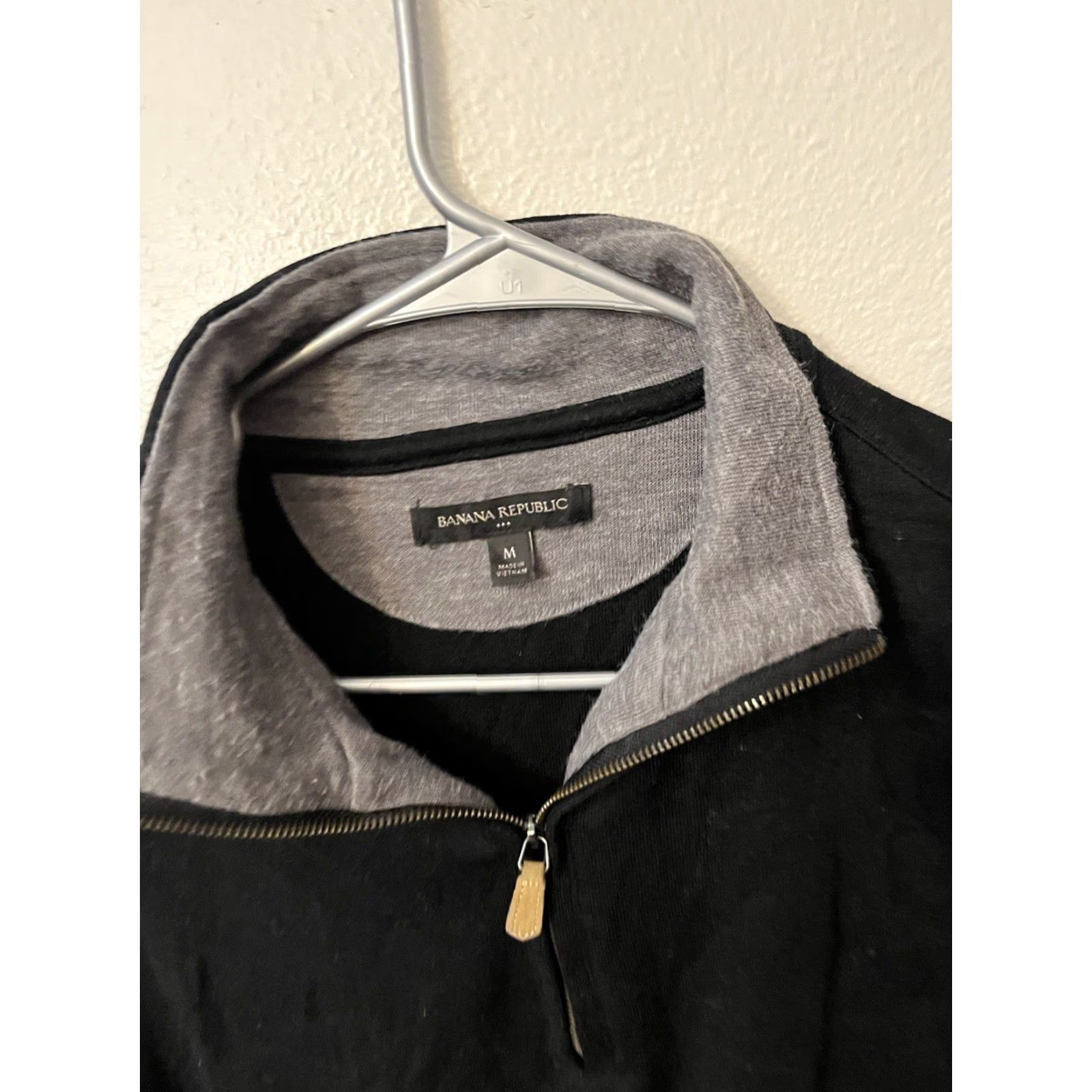 Banana Republic Banana Republic Sweater Mens Black 1/4 Zip Pullover Mock Neck Long Sleeve M Casual, Workwear Mens Pullover Sweater 1/4 Zip Black Banana Republic Size US M / EU 48-50 / 2 - 2 Thumbnail