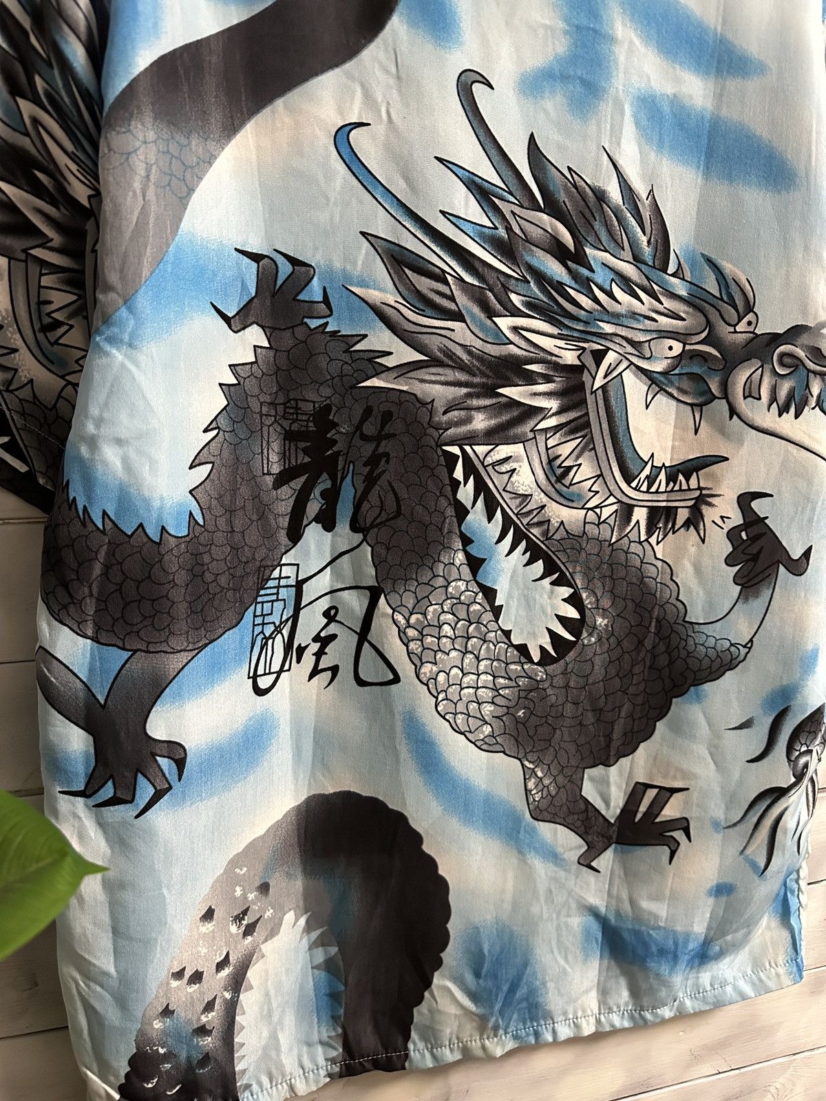 Other Rare Vintage Shirt Dragons Japan Y2k Style Size M Size US M / EU 48-50 / 2 - 6 Thumbnail