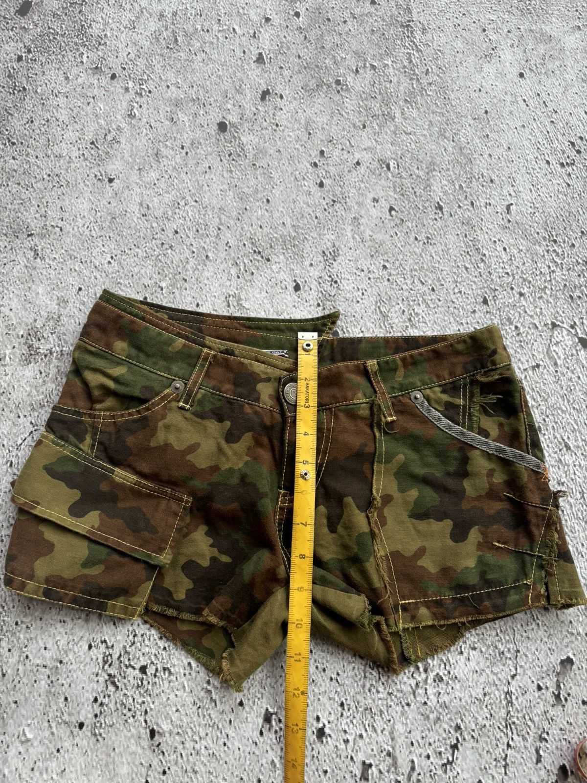 Hysteric Glamour Y2k Jungle Cat Camo Punk style Women's Shorts Size 30" / US 8 / IT 44 - 11 Thumbnail