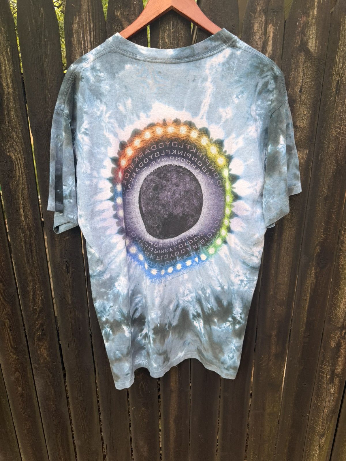 Band Tees VTG 2004 Pink Floyd Dark Side of The Moon Tie Dye tee Large Size US L / EU 52-54 / 3 - 7 Thumbnail