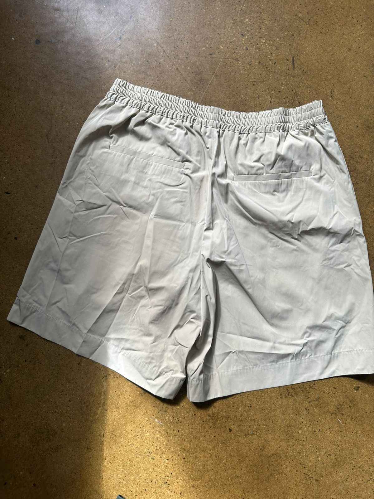 The Row The Row Gerhardt Shorts (M) Size US 32 / EU 48 - 2 Thumbnail