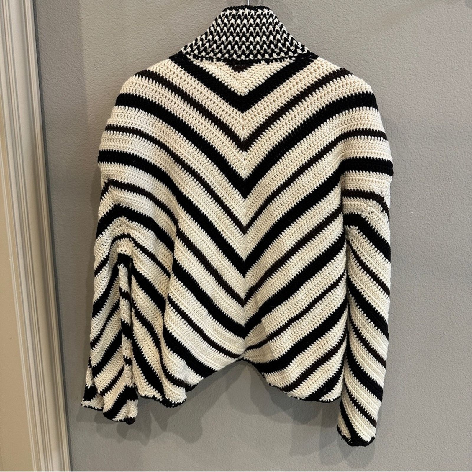 Urban Outfitters MANDINGA | Urban Outfitters | XL Black & Cream Knit Jacket Size XL / US 12-14 / IT 48-50 - 12 Thumbnail