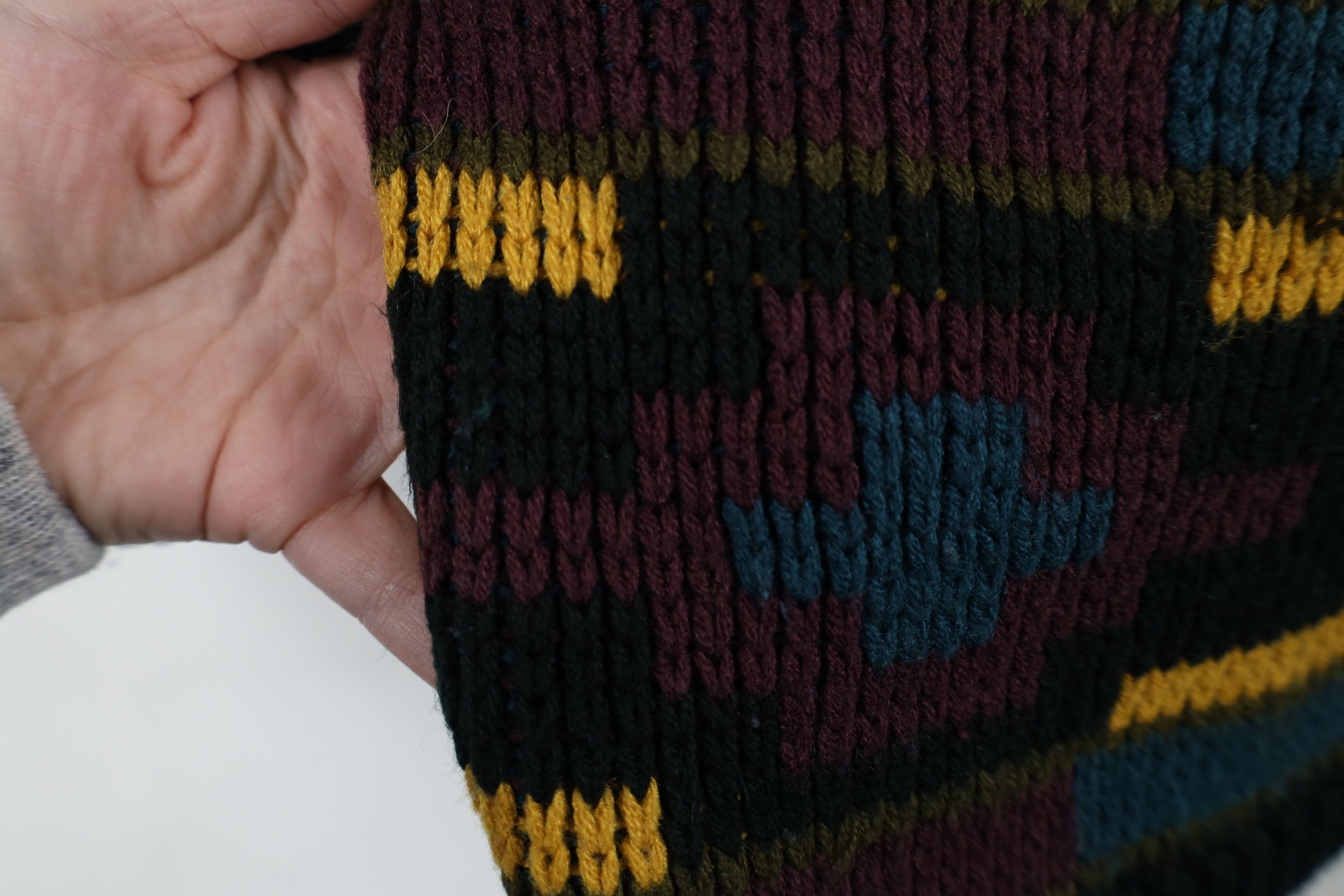 Vintage Vintage 90s Streetwear Rainbow Southwestern Knit Sweater Size L / US 10 / IT 46 - 5 Thumbnail