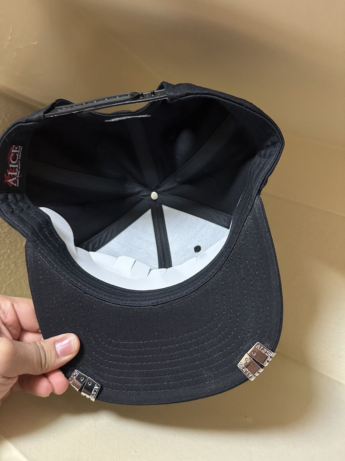 Alice Hollywood Comme Des Fuckdown hat