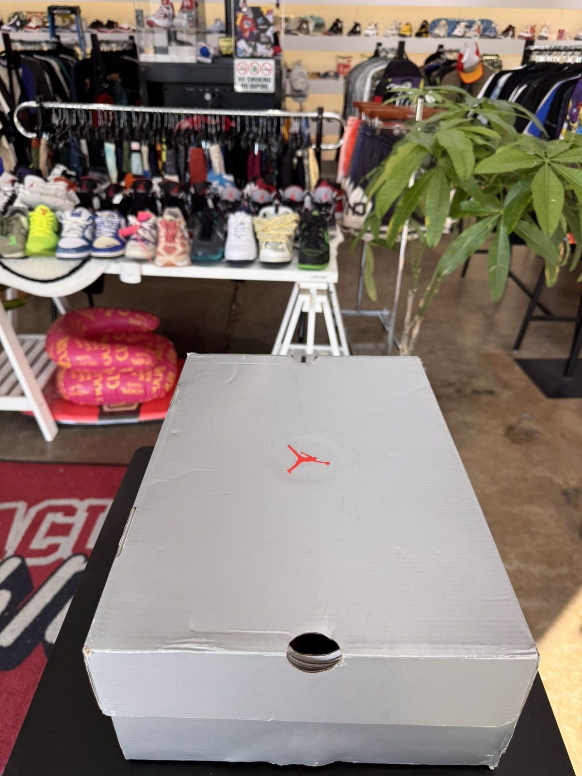 Jordan Brand Air Jordan 13 Playoffs Size 13 (2023) Size US 13 / EU 46 - 14 Thumbnail