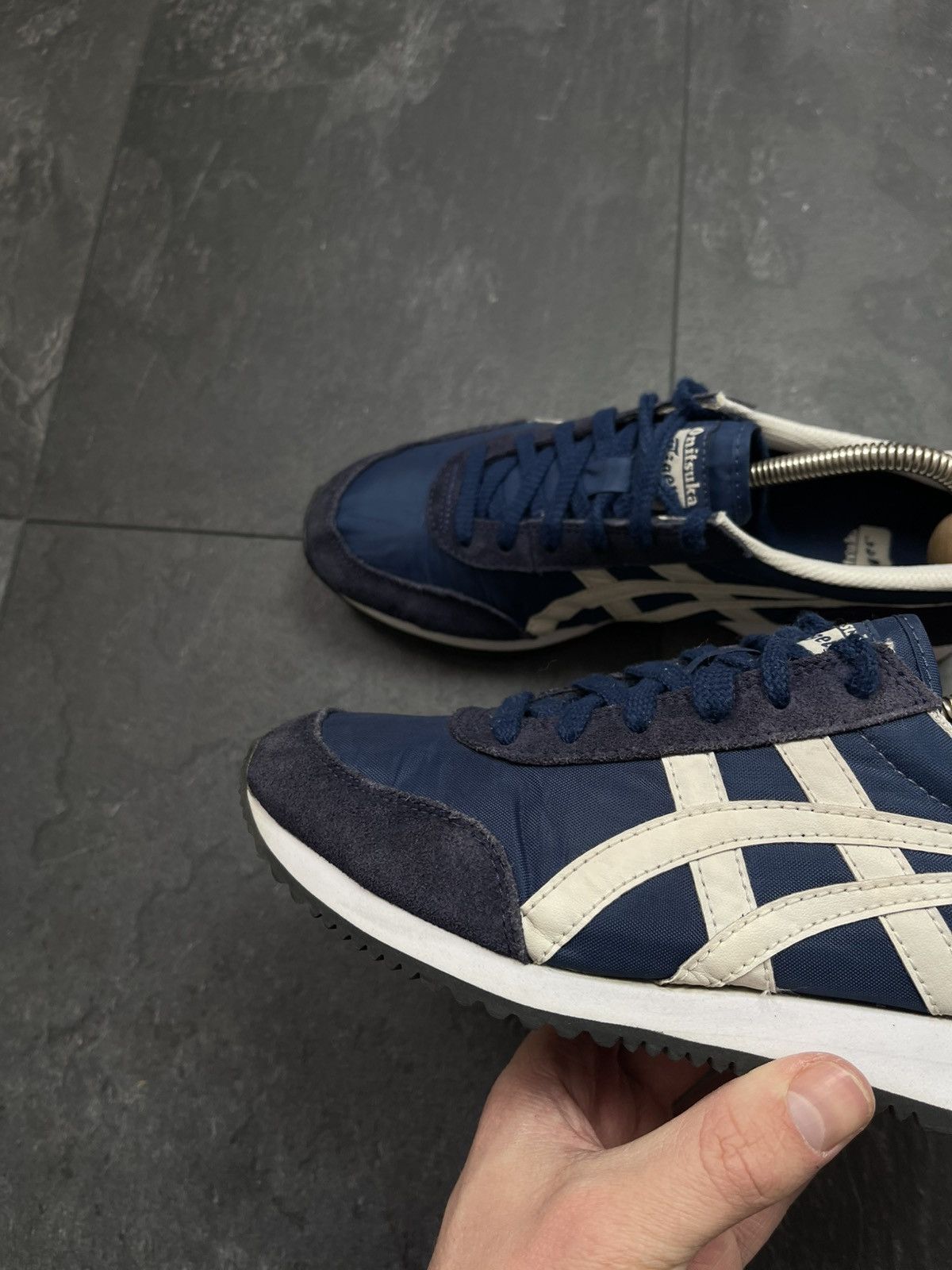 Streetwear Vintage asics onitsuka tiger low top sneakers Size US 6.5 / EU 39-40 - 8 Thumbnail