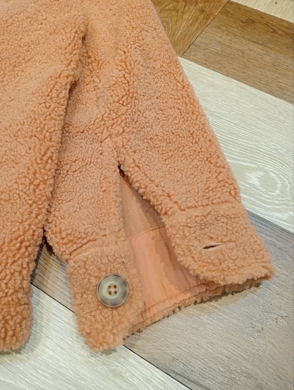 Lemaire × Uniqlo UNIQLO LEMAIRE SHERPA JACKET - SIZE S Size US S / EU 44-46 / 1 - 9 Thumbnail