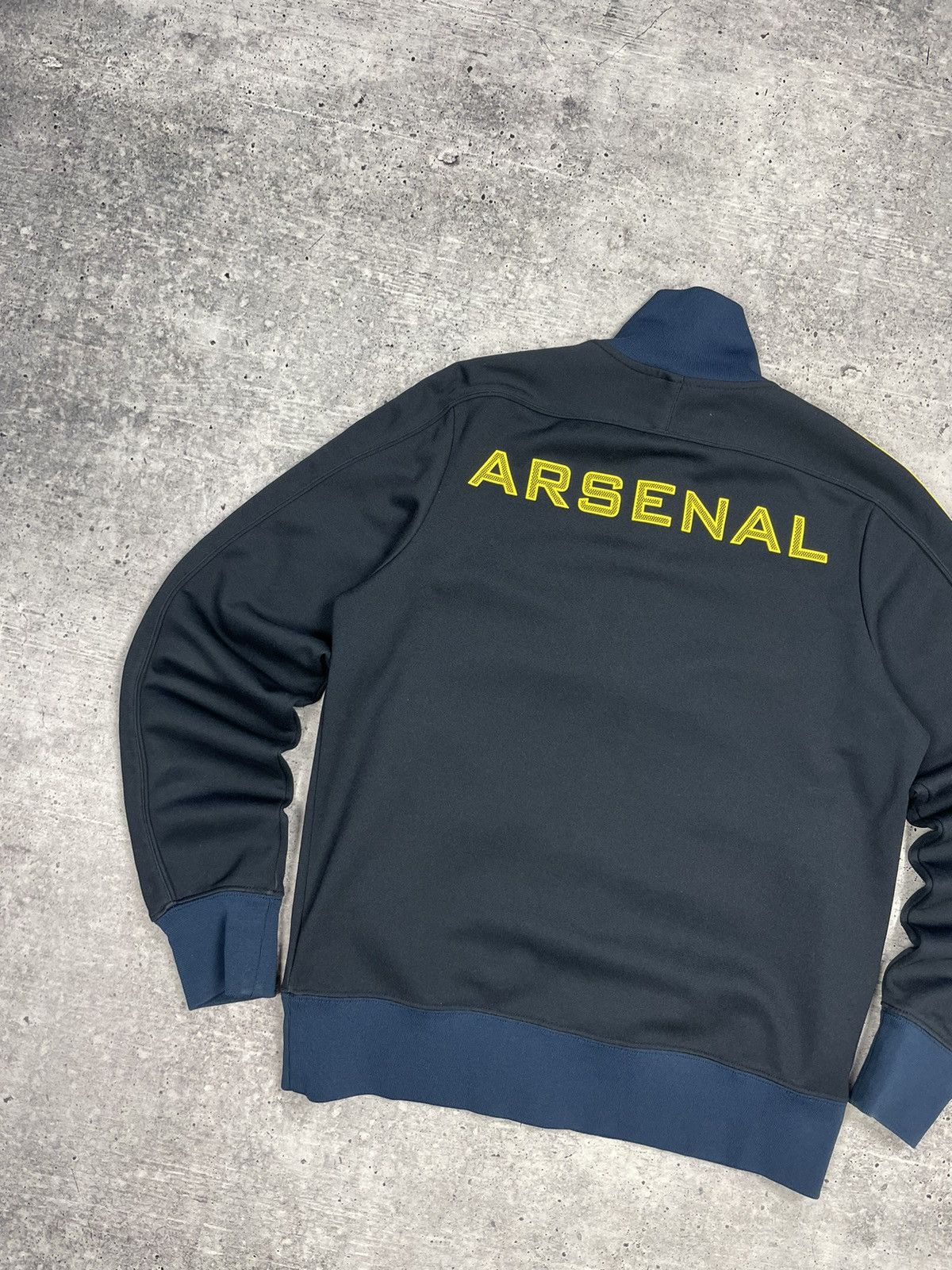 Nike × Vintage Vintage Nike Y2K Style Football Arsenal Big Logo Zip Olympic Size US M / EU 48-50 / 2 - 16 Thumbnail
