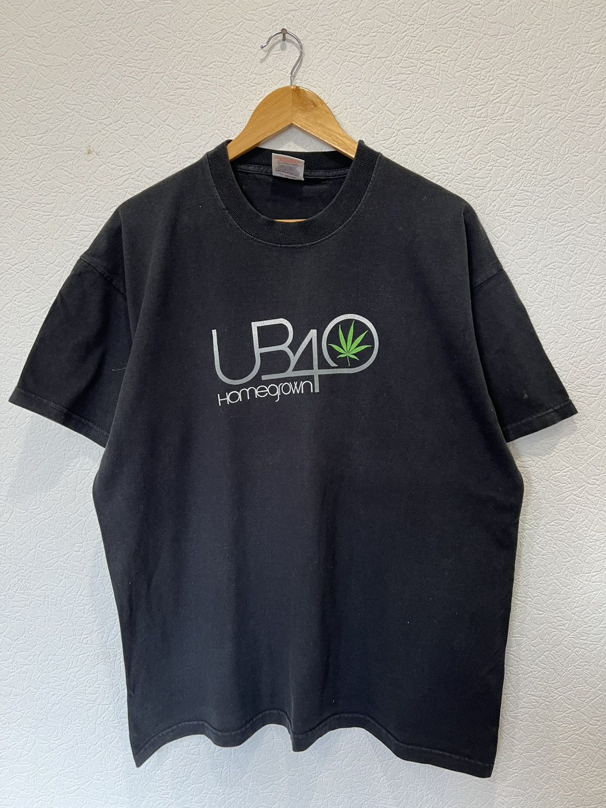 Band Tees × Vintage Vintage UB40 Black 2003 Tee T Shirt Band Size US XL / EU 56 / 4 - 1 Thumbnail