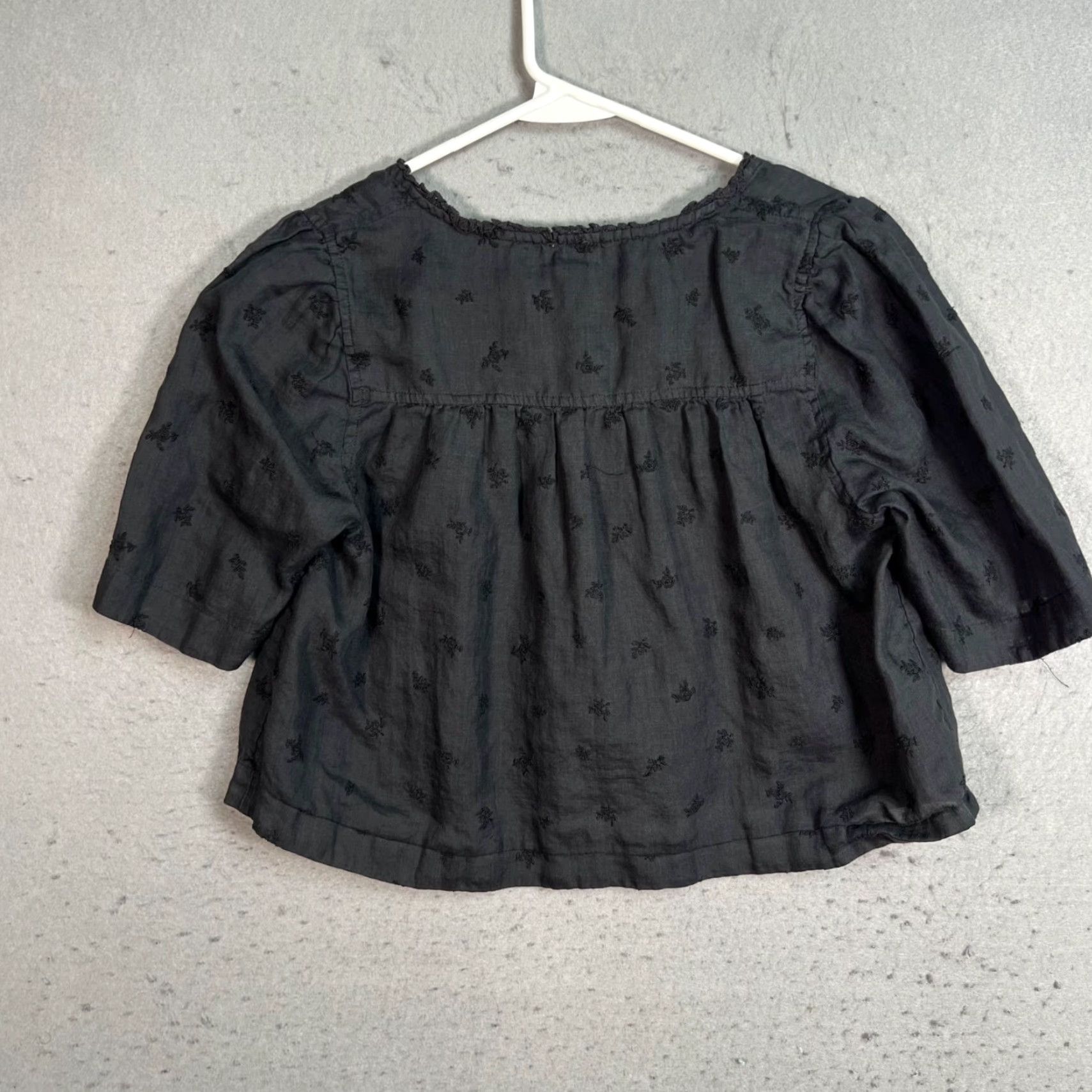 Vintage VINTAGE Wilfred Black Embroidered Cropped Blouse Womens 2XS XS Cropped Embroidered Blouse Black Wilfred Womens Shirt Blouse Ladies 2XS/XS Size XXS / US 00 / IT 34 - 2 Thumbnail