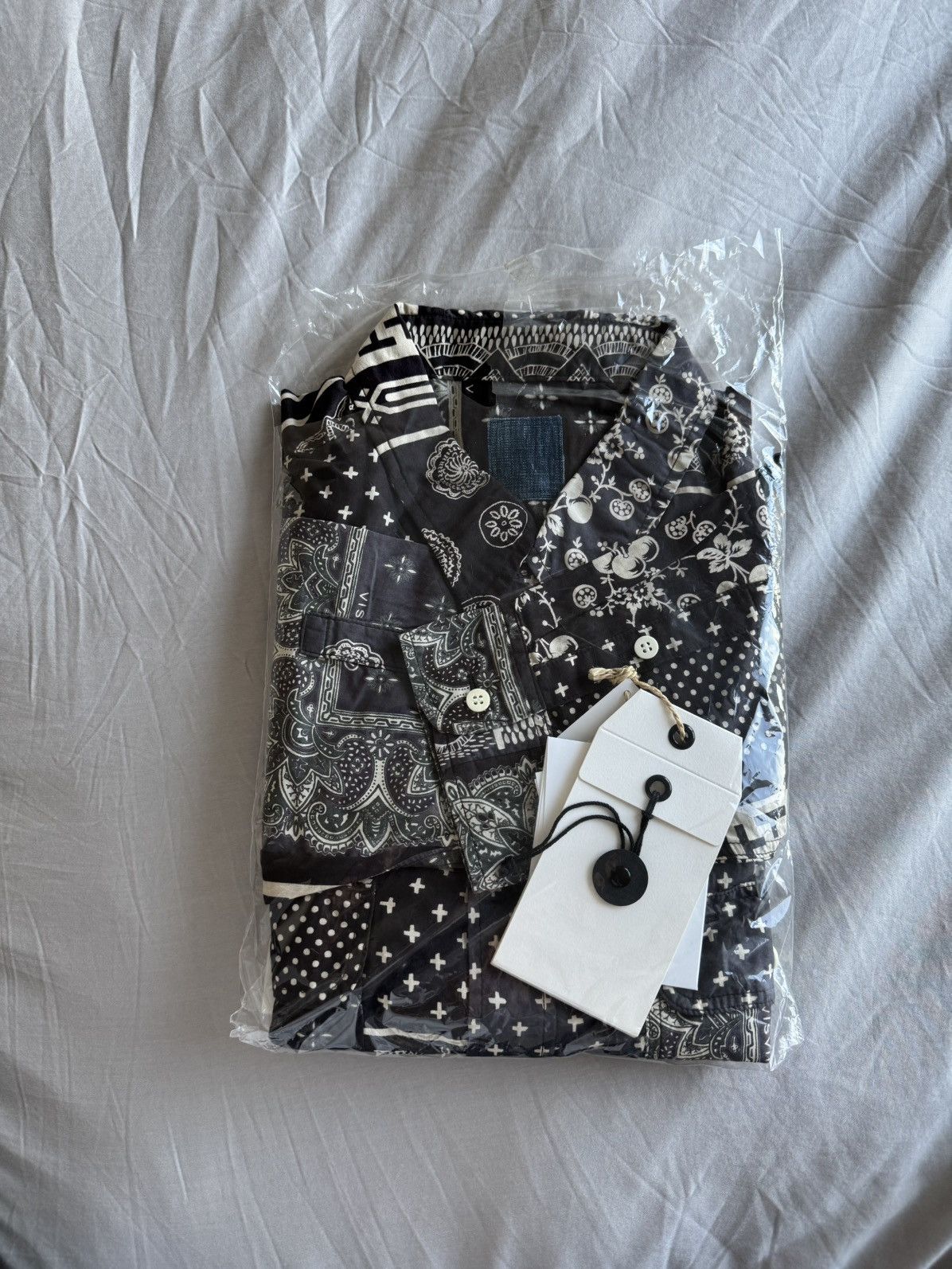 Visvim [New] ICT Visvim Black Bandana mud-dyed L/S shirt Size US XXL / EU 58 / 5 - 13 Thumbnail