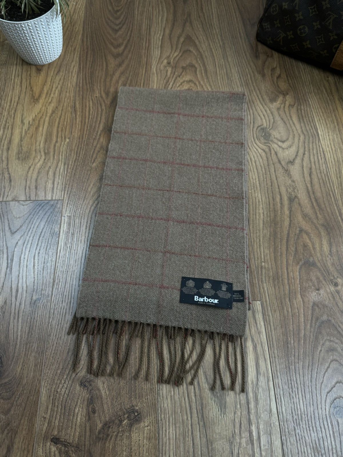 Barbour Vintage wool scarf Barbour England original luxury item Size ONE SIZE - 1 Thumbnail
