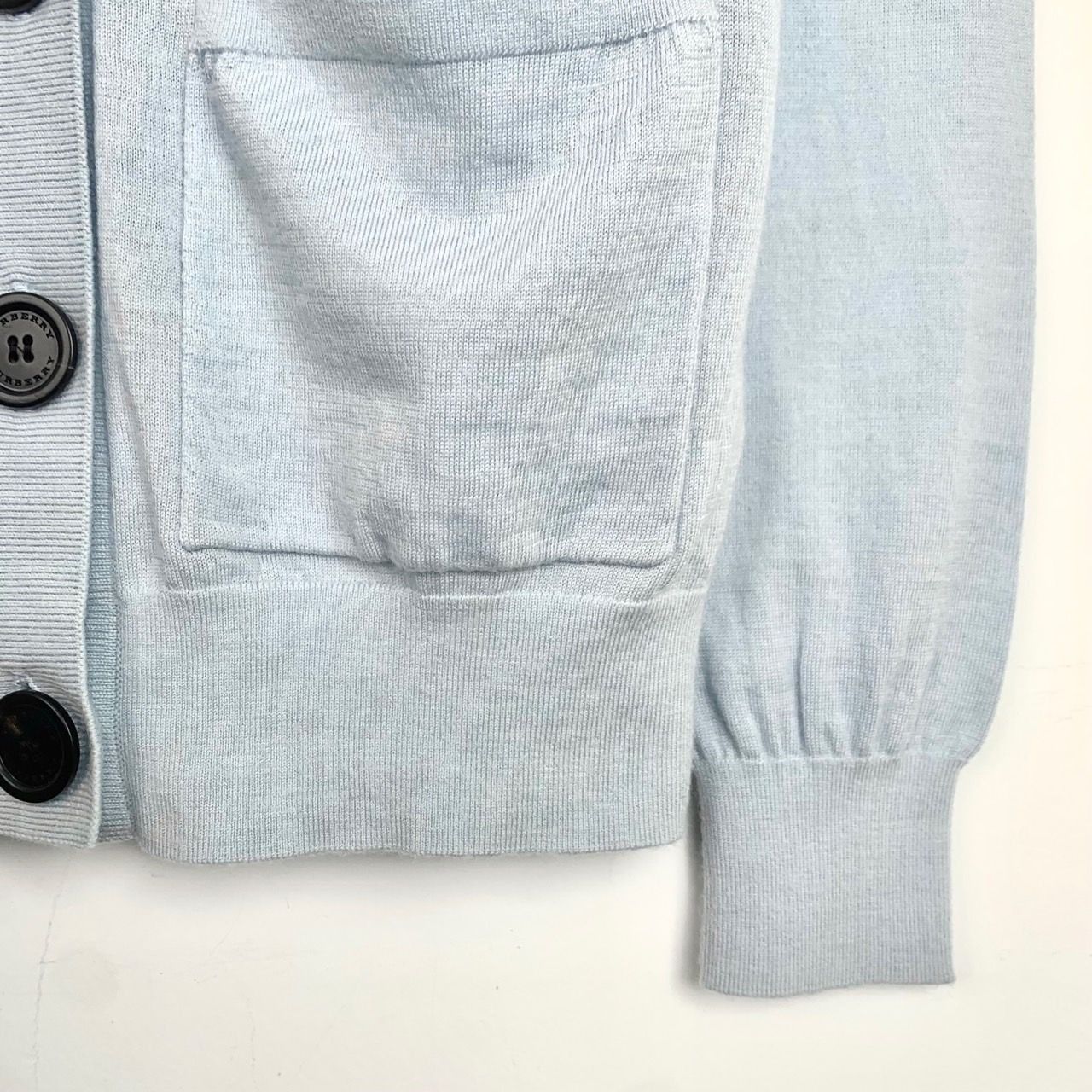Burberry Burberry Light Blue V-Neck Wool Knit Cardigan With Pockets & Size XS / US 0-2 / IT 36-38 - 4 Thumbnail