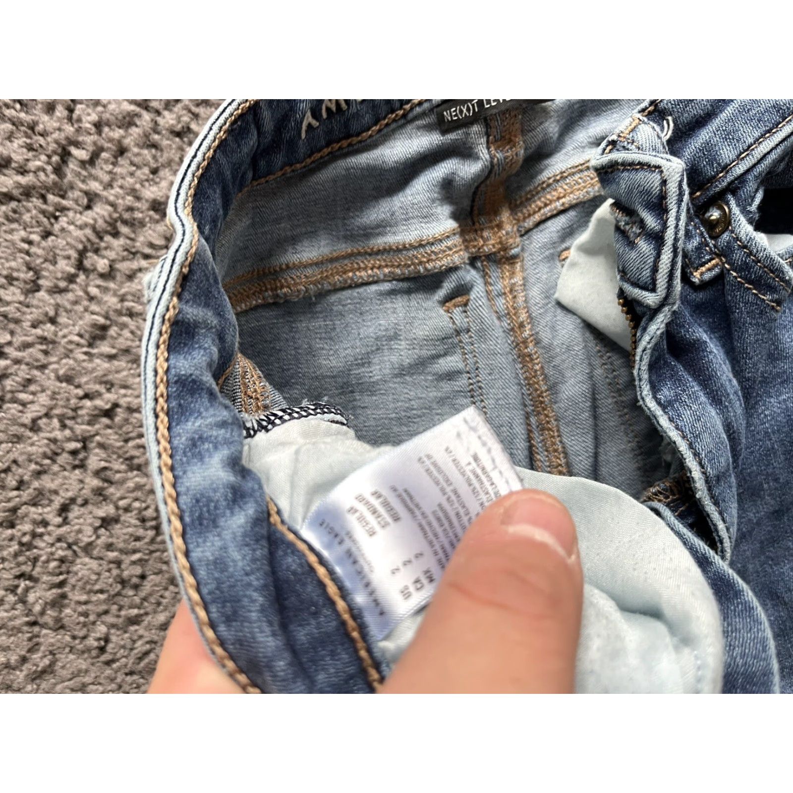 American Eagle Outfitters VINTAGE American Eagle Outfitters Jeans Flared 2 Ladies Blue Distressed 29in Inseam 28in Waist Regular Hi-Rise Size 26" / US 2 / IT 38 - 6 Thumbnail