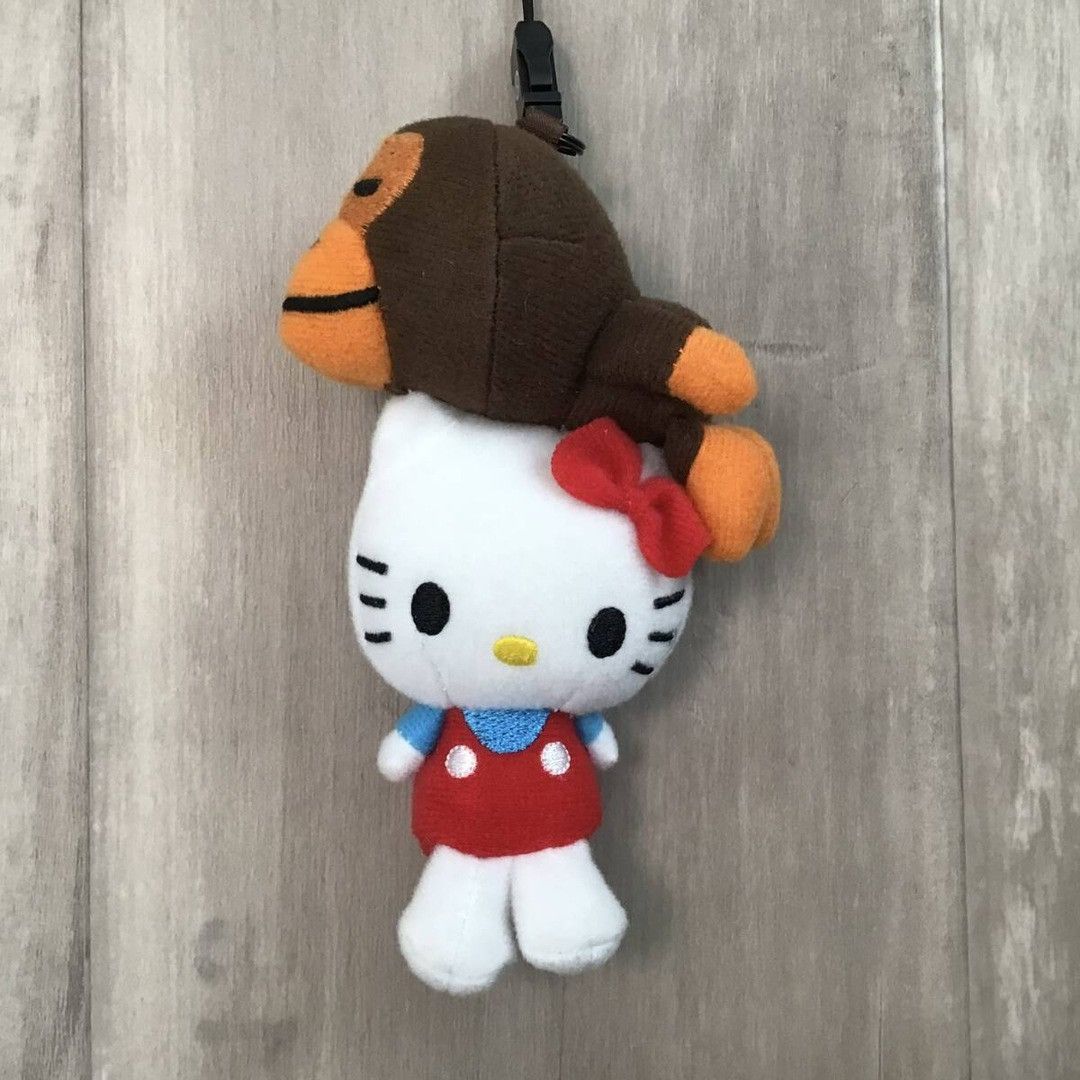 Bape BAPE × SANRIO Hello Kitty Milo Strap Mobile Cleaner APE NIGO Size ONE SIZE - 2 Thumbnail