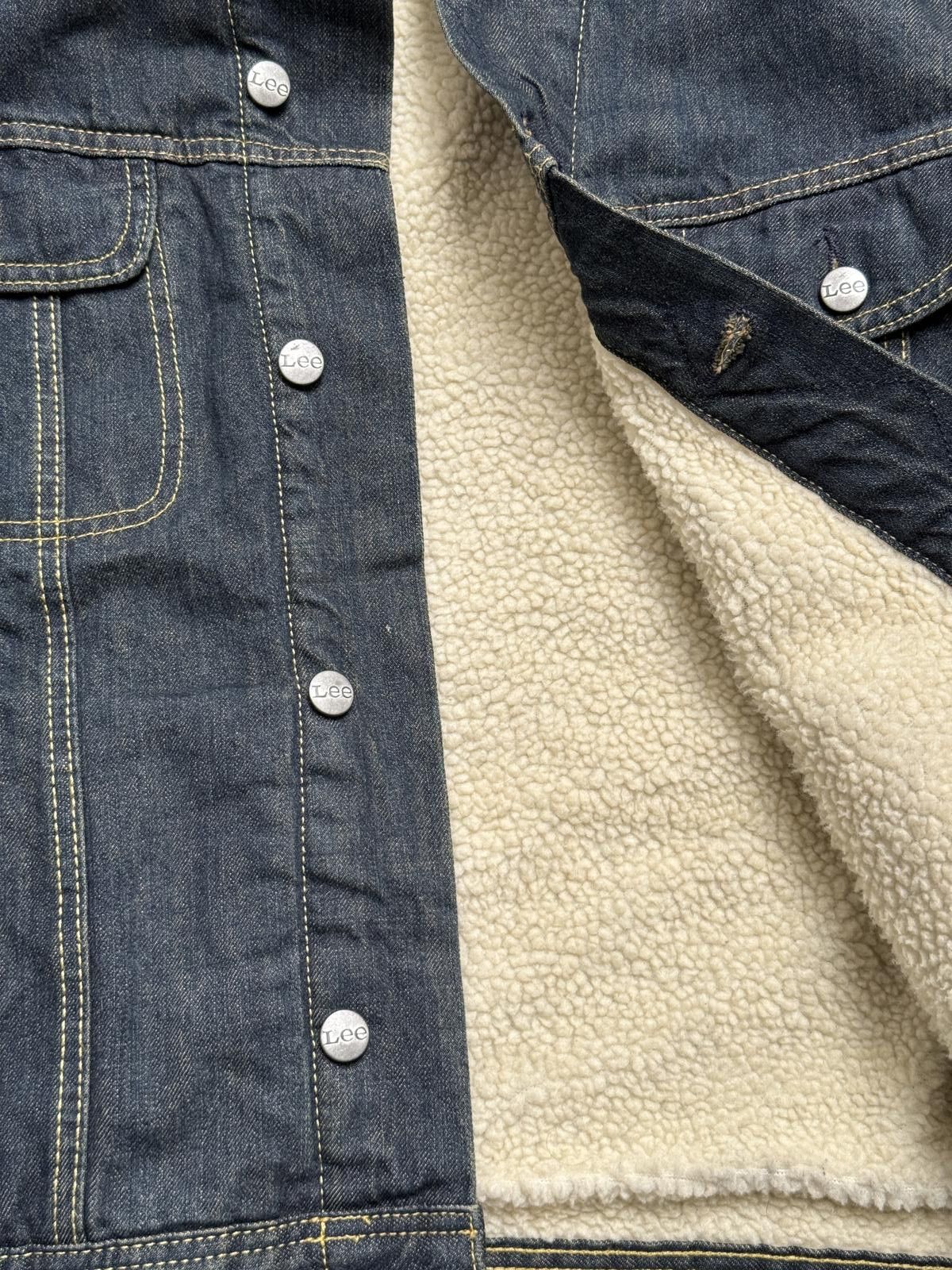 Designer Vintage Lee Denim Jean Jacket Sherpa Style Lining XL Size US XL / EU 56 / 4 - 6 Thumbnail