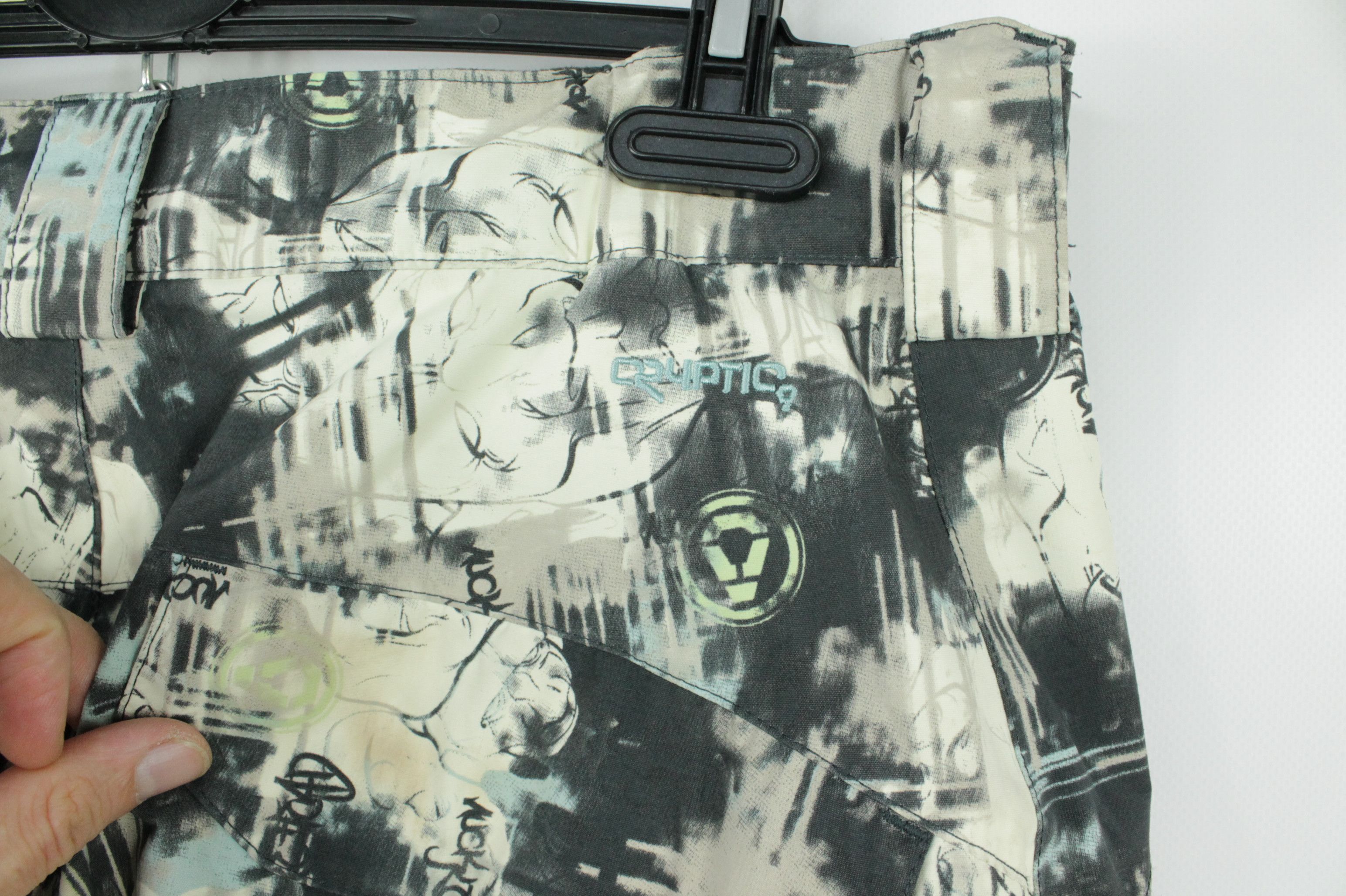 The North Face The North Face Cryptic Hyvent Camo Ski Cargo Pants Size US 32 / EU 48 - 10 Thumbnail