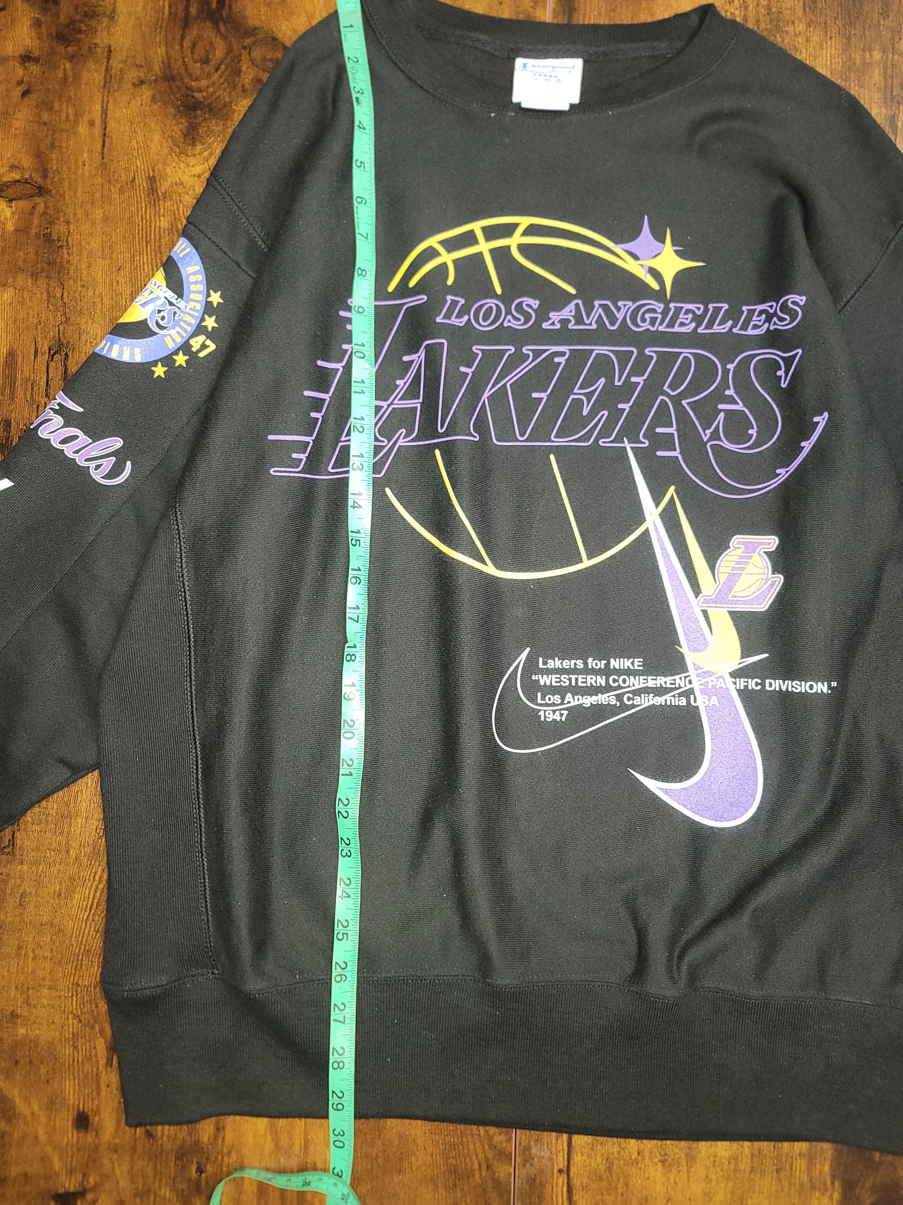 Champion Custom Lakers crewneck sweatshirt Size US M / EU 48-50 / 2 - 6 Thumbnail
