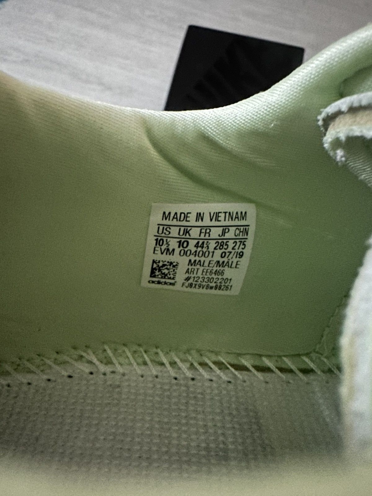 Adidas Adidas Ozweego Size US 10.5 / EU 43-44 - 9 Thumbnail