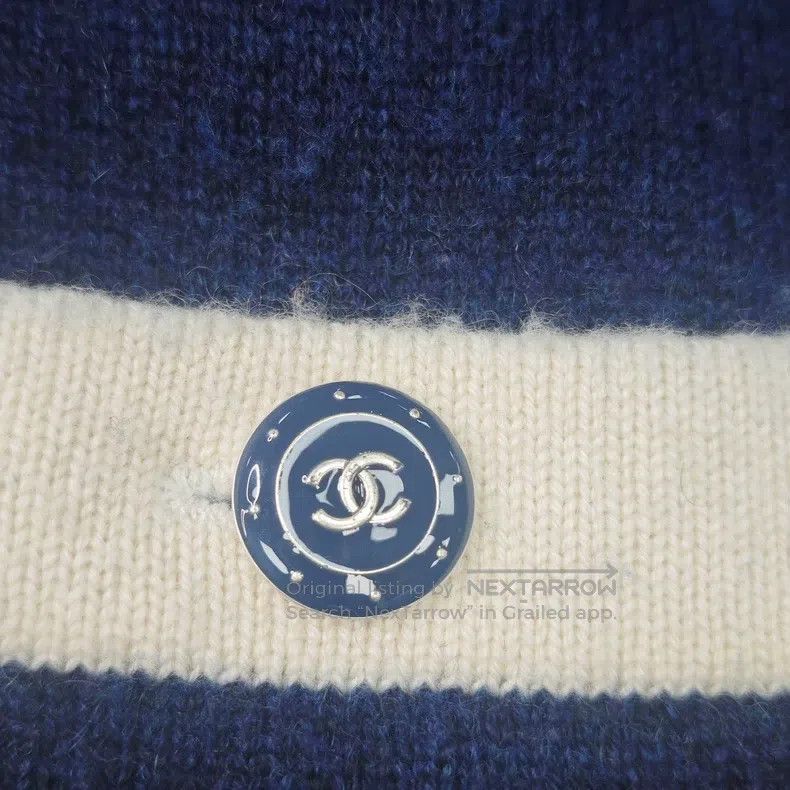 Chanel Chanel Dark blue and white classic logo cashmere medium an Size XS / US 0-2 / IT 36-38 - 7 Thumbnail