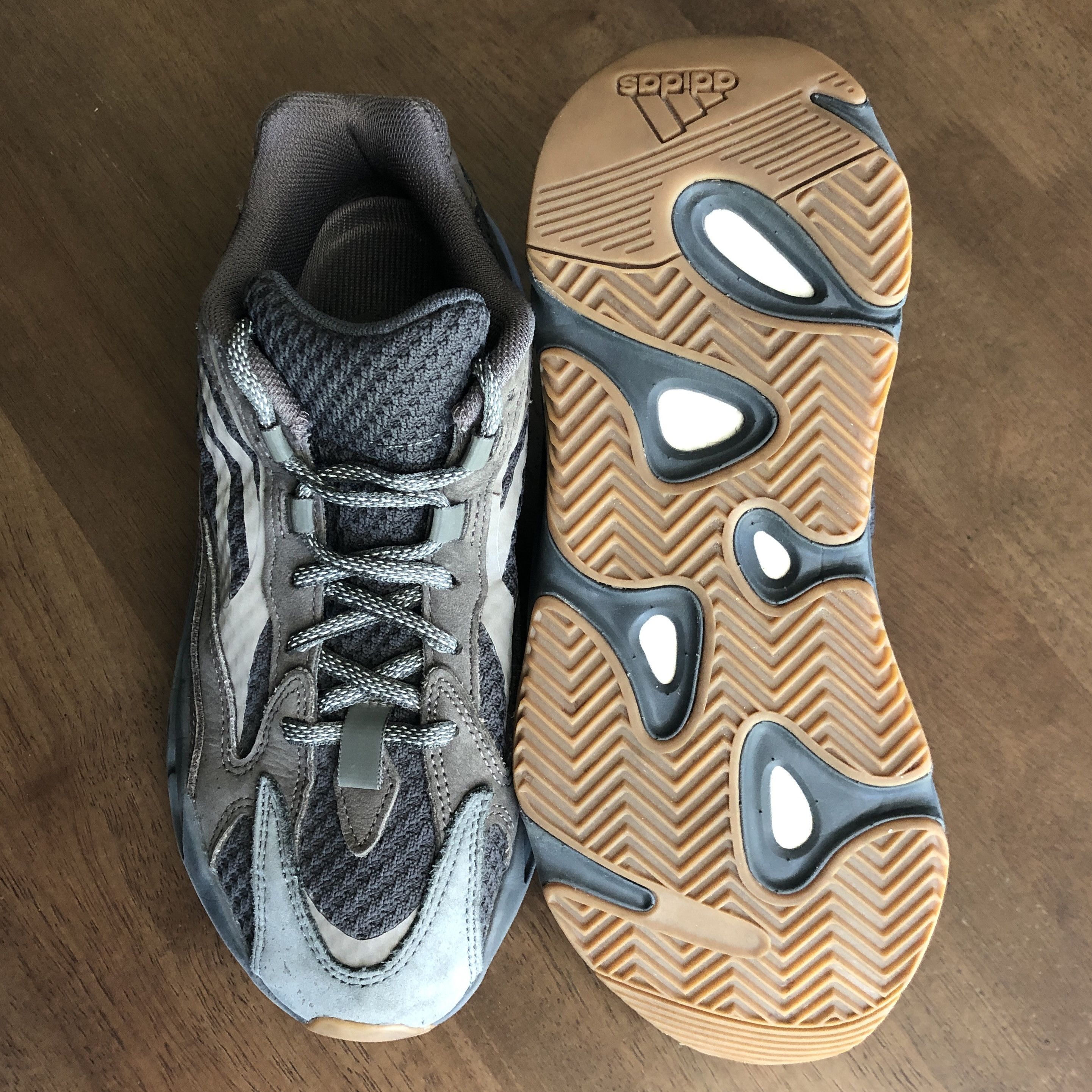 Yeezy Adidas Yeezy 700 V2 Geode, Received personally from Kanye Size US 7 / EU 40 - 6 Thumbnail