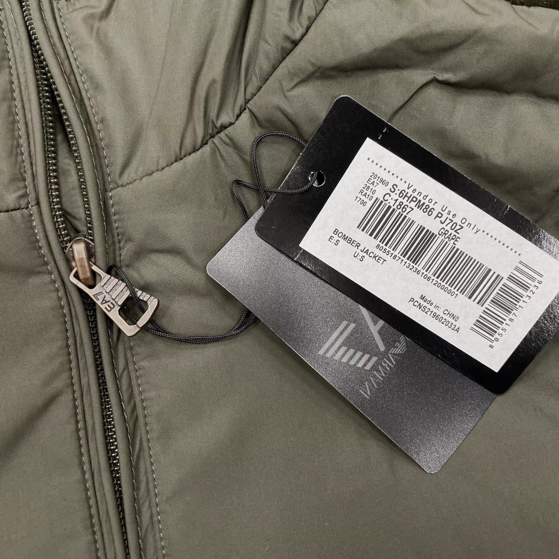 Emporio Armani Emporio Armani EA7 Men's Velvet Panel Hooded Jacket Size US S / EU 44-46 / 1 - 6 Thumbnail