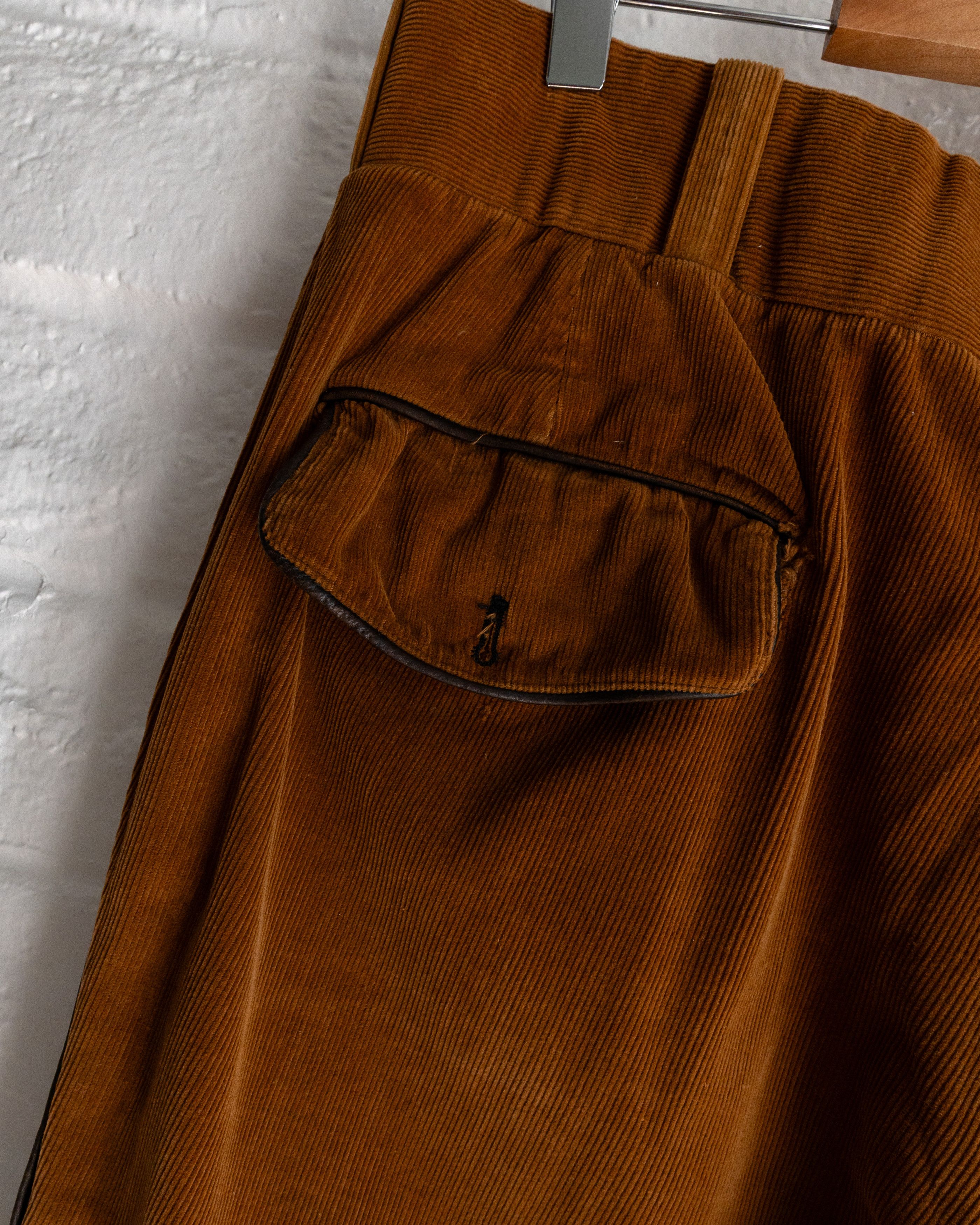 Vintage Vintage 1970s Brown Corduroy Trouser Pants Leather Trim Size US 34 / EU 50 - 9 Thumbnail