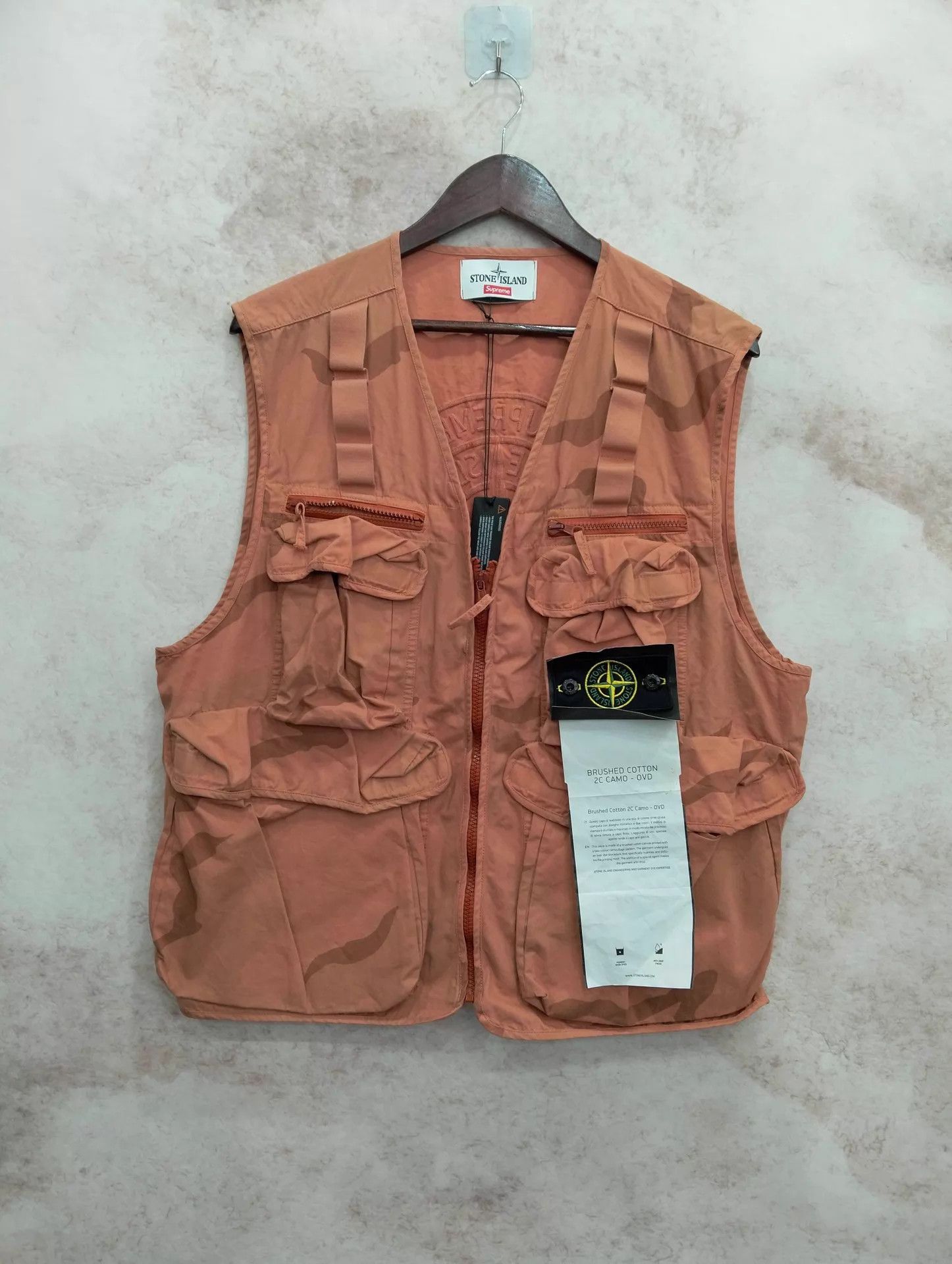 Stone Island STONE ISLAND SS19 Solid V-neck Multi-Pocket Vest L Size US L / EU 52-54 / 3 - 1 Thumbnail