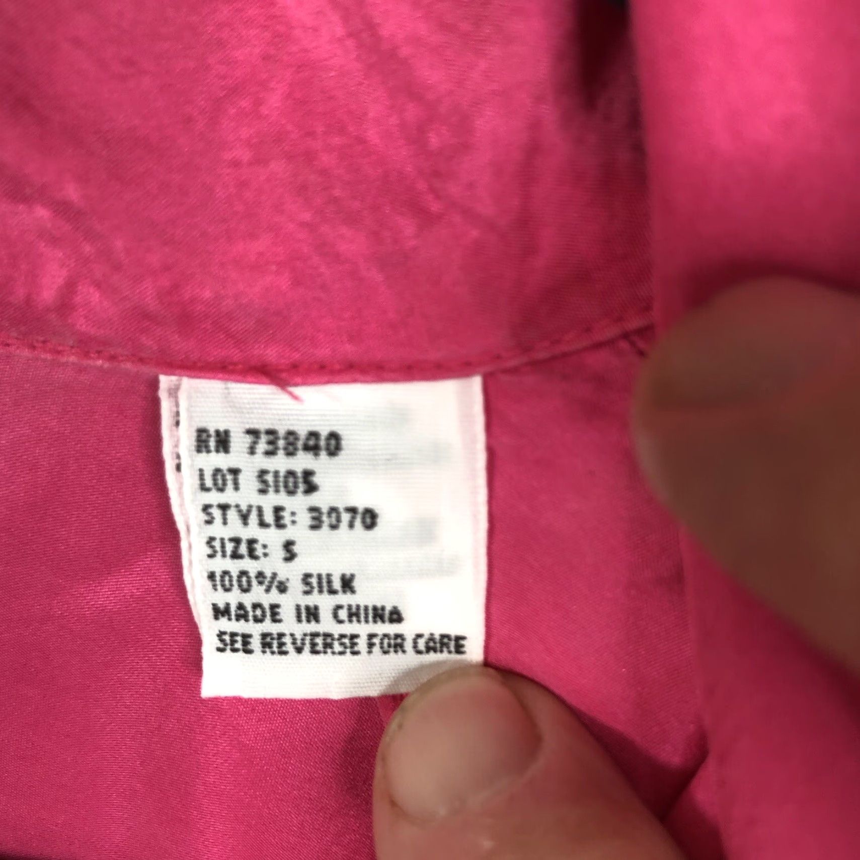 Vintage VINTAGE Christia & Jill Top Shirt Womens Small Hot Pink 100% Silk Berry Airy (No N/A) Size S / US 4 / IT 40 - 7 Thumbnail