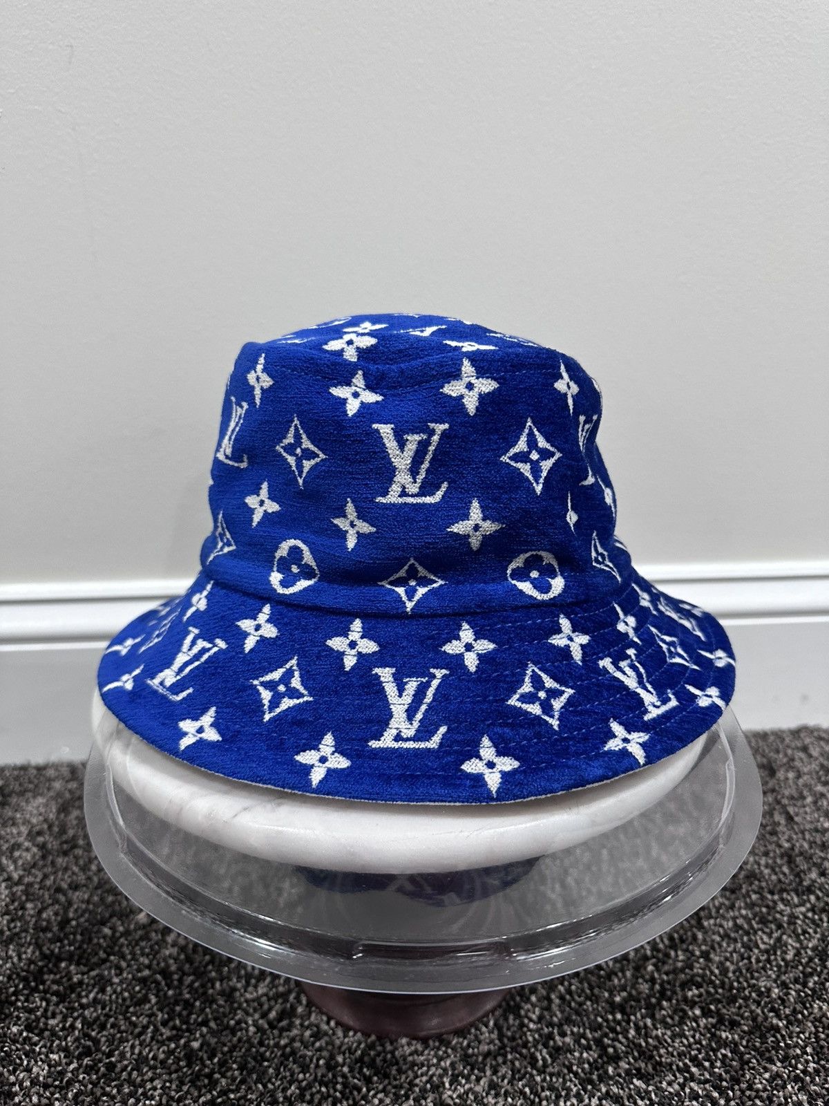 Louis Vuitton Louis Vuitton SS22 LV Monogram Blue White Velvet Bucket Hat Size ONE SIZE - 1 Thumbnail