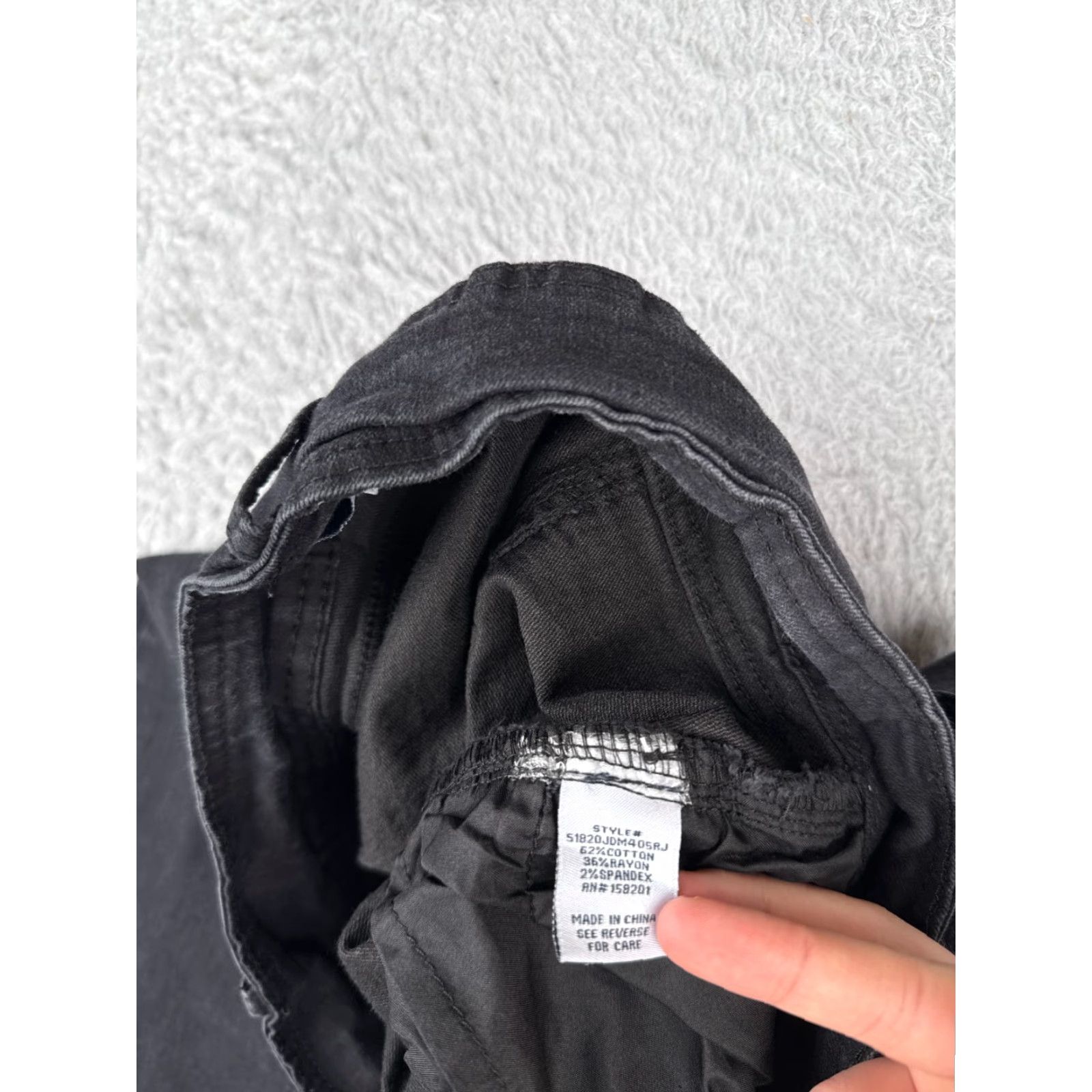 Vintage Angel Kiss Jeans Women Bootcut Denim Black 30x28 Juniors 7 Slimming Stretch Pocket 5-Pocket Design Low Rise Cotton Blend Costume? Size 28" / US 6 / IT 42 - 7 Thumbnail