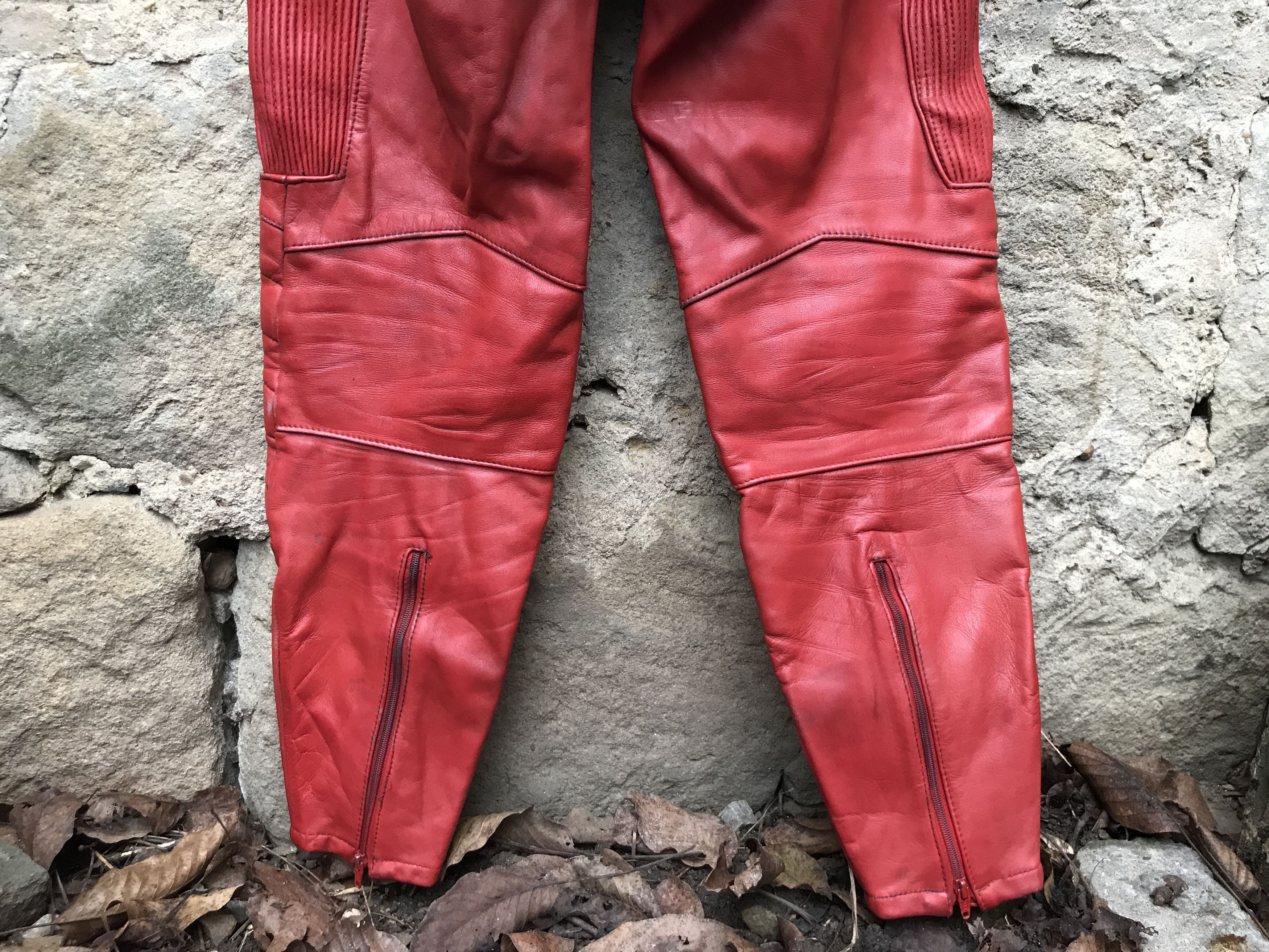 Vintage 80s Twin Track Distressed Leather Biker Jacket / Racing Suit Size US M / EU 48-50 / 2 - 18 Thumbnail