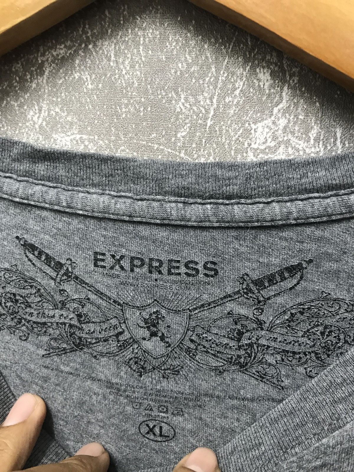 Affliction × Express × Southpole Express Affliction Skull Wing Y2K Graphic Tee Size US XL / EU 56 / 4 - 4 Thumbnail