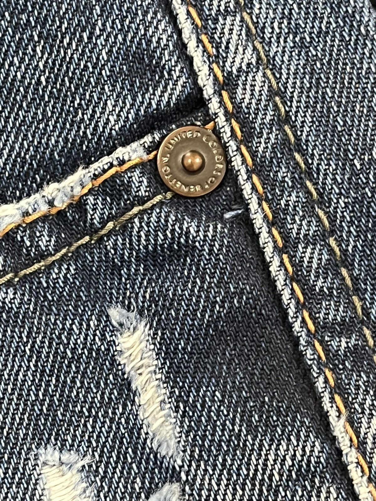 14th Addiction Vintage Benetton Regulare Ripped Grunge Distresses Denim Size US 34 / EU 50 - 8 Thumbnail