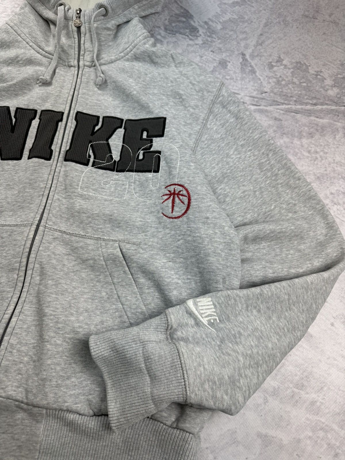 Nike × Vintage NIKE VINTAGE CENTER LOGO OVERSIZE BOXY ZIP HOODIE Size US XL / EU 56 / 4 - 4 Thumbnail