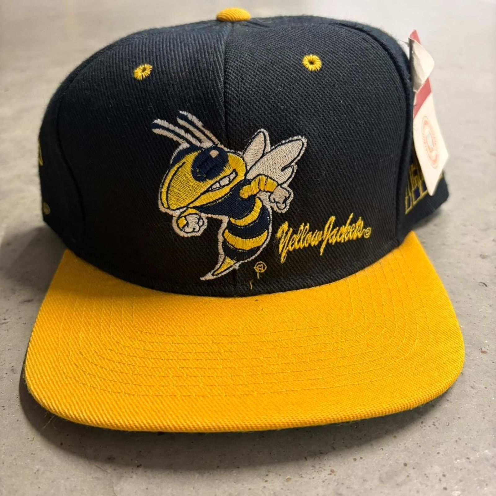 Colosseum Athletics × NCAA × Vintage Crazy NWT Vintage 90s Colosseum Athletics Georgia Tech Hat Size ONE SIZE - 2 Thumbnail