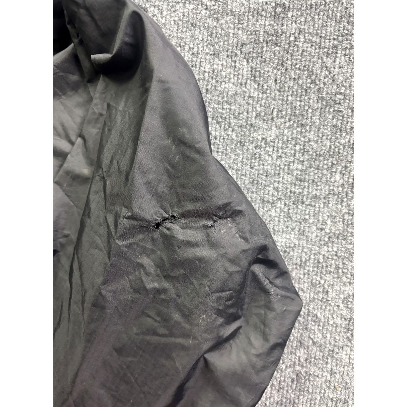 Helly Hansen Helly Hansen Jacket Mens S Black Hooded Zip Windbreaker Hiking Outdoor Adult Small Wind-Resistant Pockets Zip Front Size US S / EU 44-46 / 1 - 6 Thumbnail