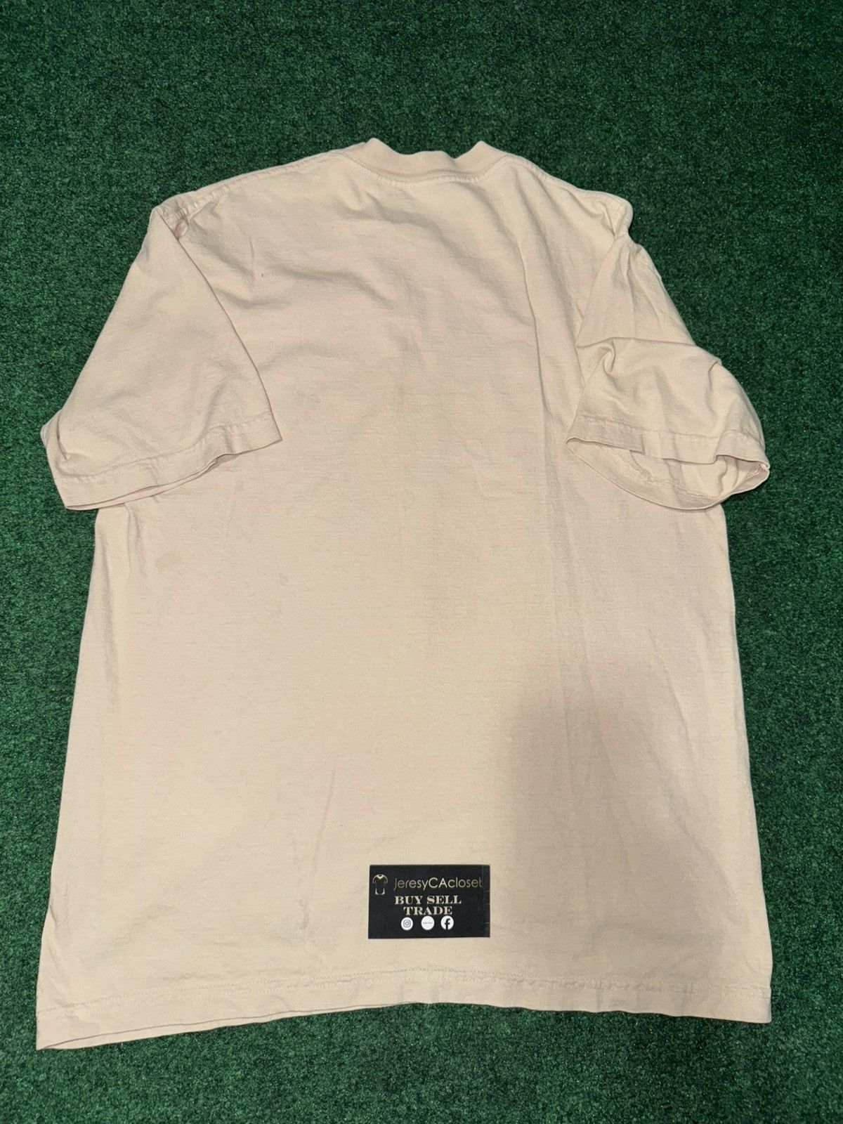 Other Bad Bunny Un Verano Sin Ti Worlds Hottest Tour SZ M Size US M / EU 48-50 / 2 - 4 Thumbnail