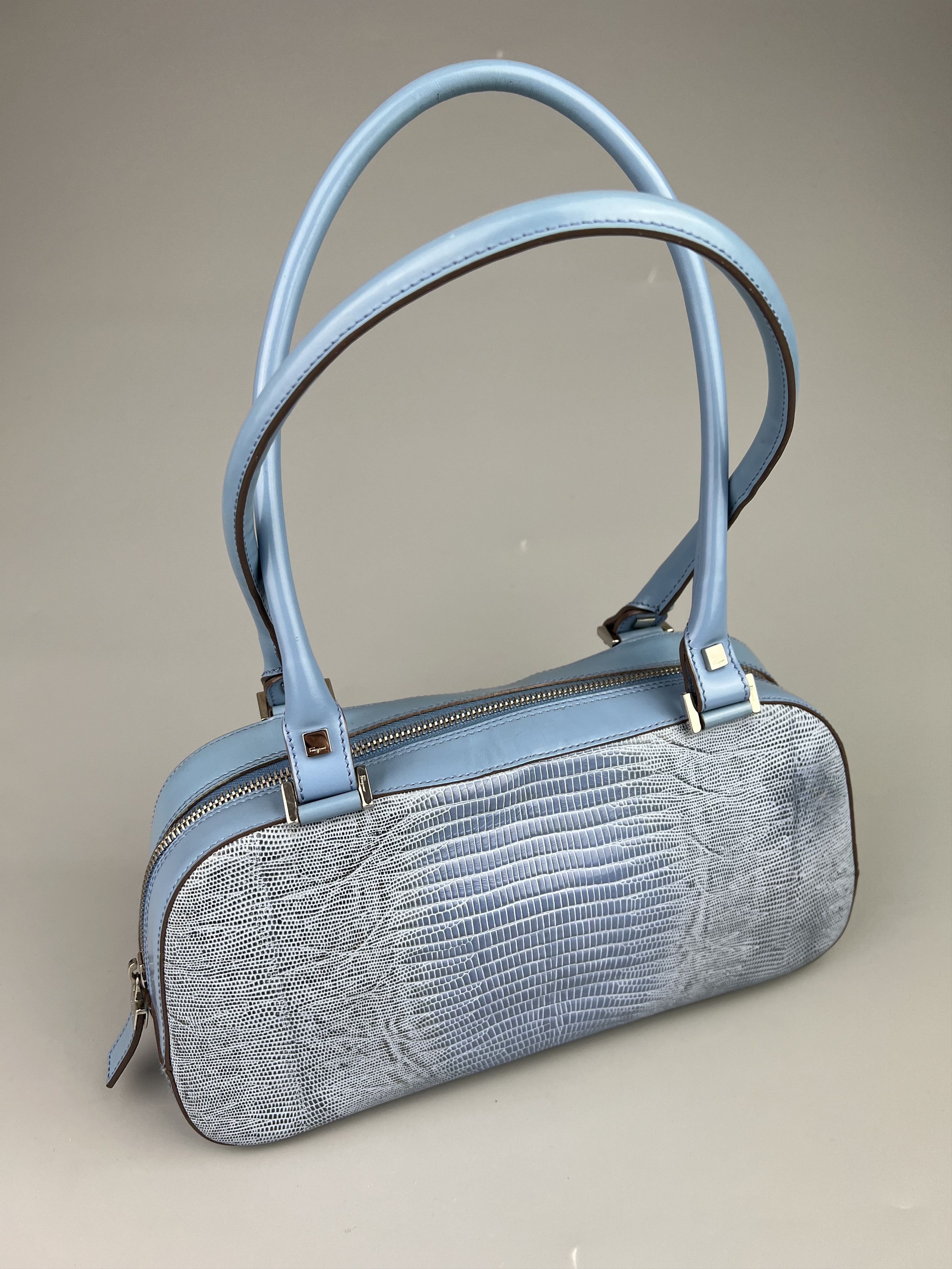 Bag × Leather × Salvatore Ferragamo Salvatore Ferragamo Leather 