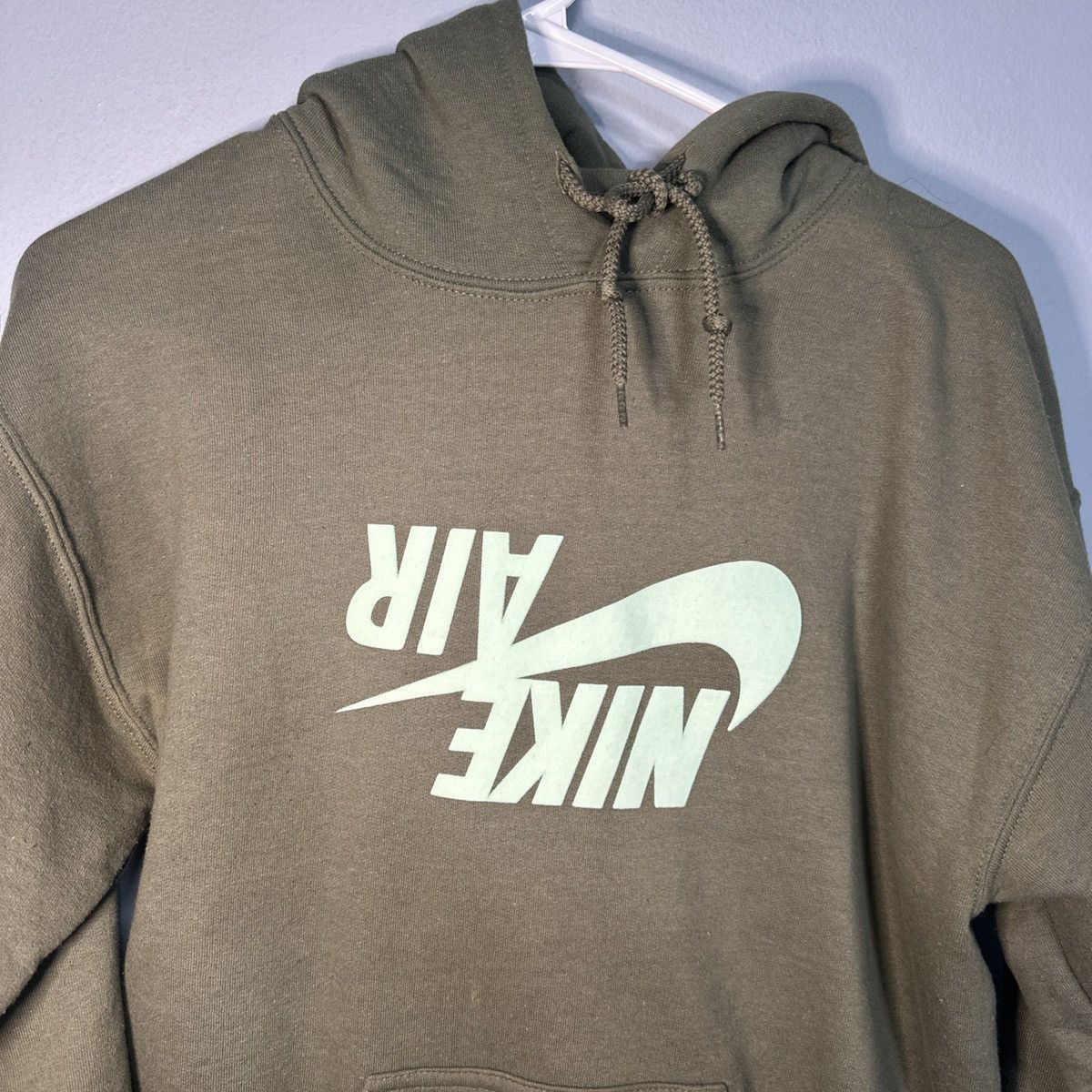 Nike × Travis Scott Travis Scott X Nike Glow In The Dark Hoodie Sz S Size US S / EU 44-46 / 1 - 4 Thumbnail