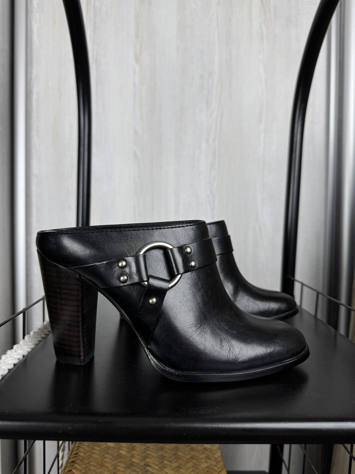 Frye Frye Laurie HarnessBlack leather Mules boots size 6 w box Size US 6 / IT 36 - 5 Thumbnail