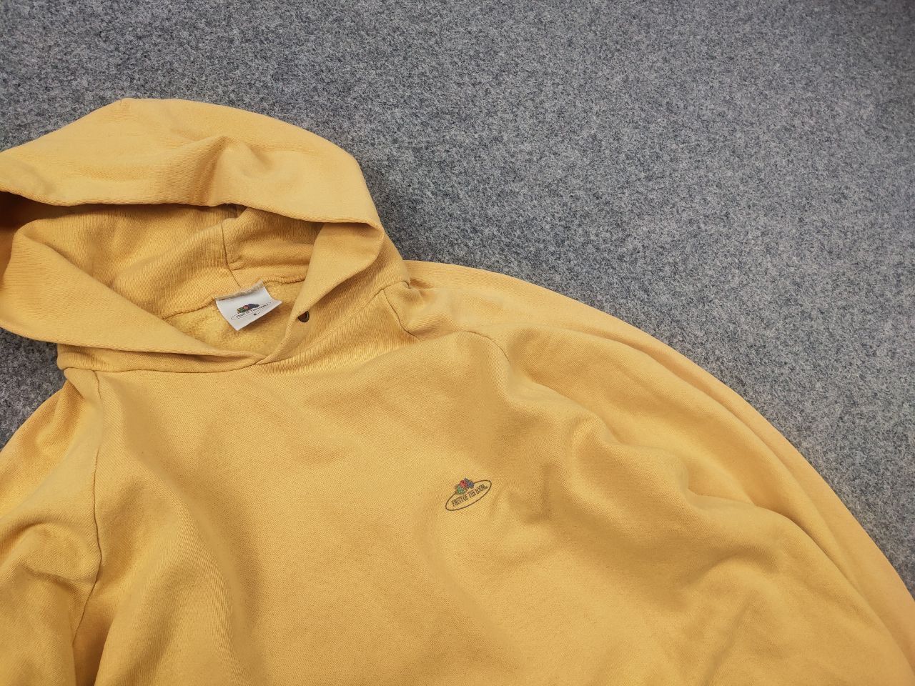 Fruit Of The Loom Vintage 90's fruit of the loom USA Logo Yellow Blank Hoodie Size US L / EU 52-54 / 3 - 4 Thumbnail