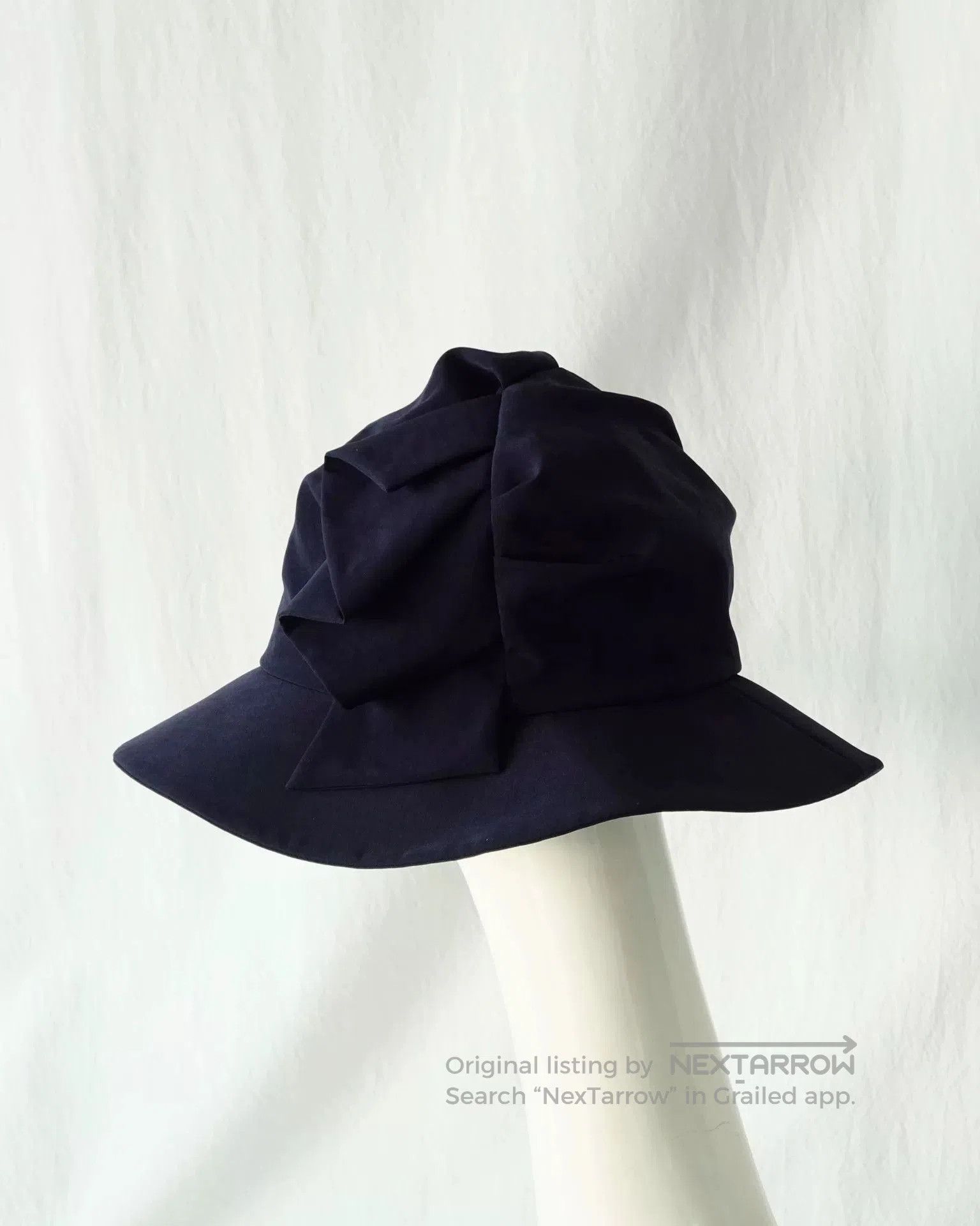 Y's Elegant Navy Pleated Wide Brim Hat. Size ONE SIZE - 4 Thumbnail