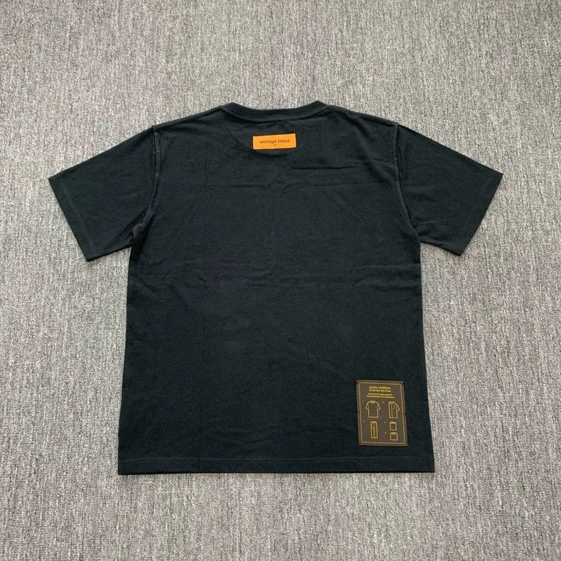 Louis Vuitton Louis Vuitton Black manual bottom short sleeve Size US L / EU 52-54 / 3 - 2 Thumbnail