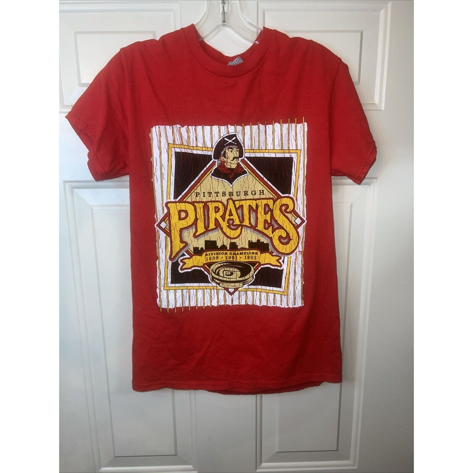 Gildan Vintage Pittsburgh Pirates Men’s Tee Champions Sz Small Red Size US S / EU 44-46 / 1 - 1 Thumbnail
