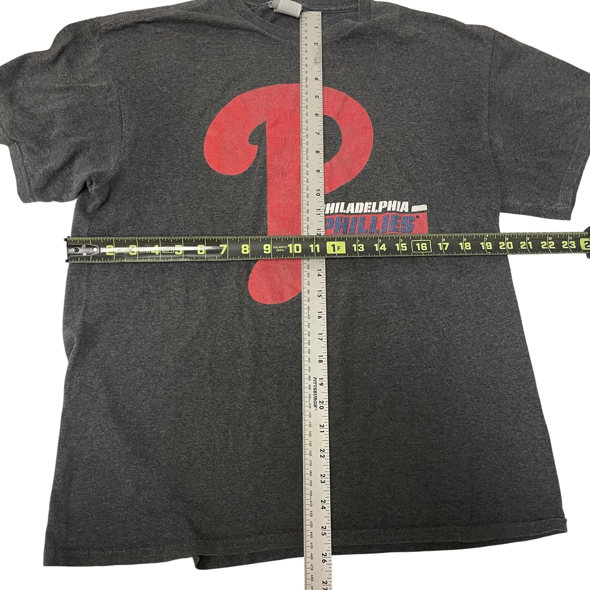 Other Vtg MLB Genuine Merchandise Philadelphia PHILLIES T shirt Size US L / EU 52-54 / 3 - 9 Thumbnail