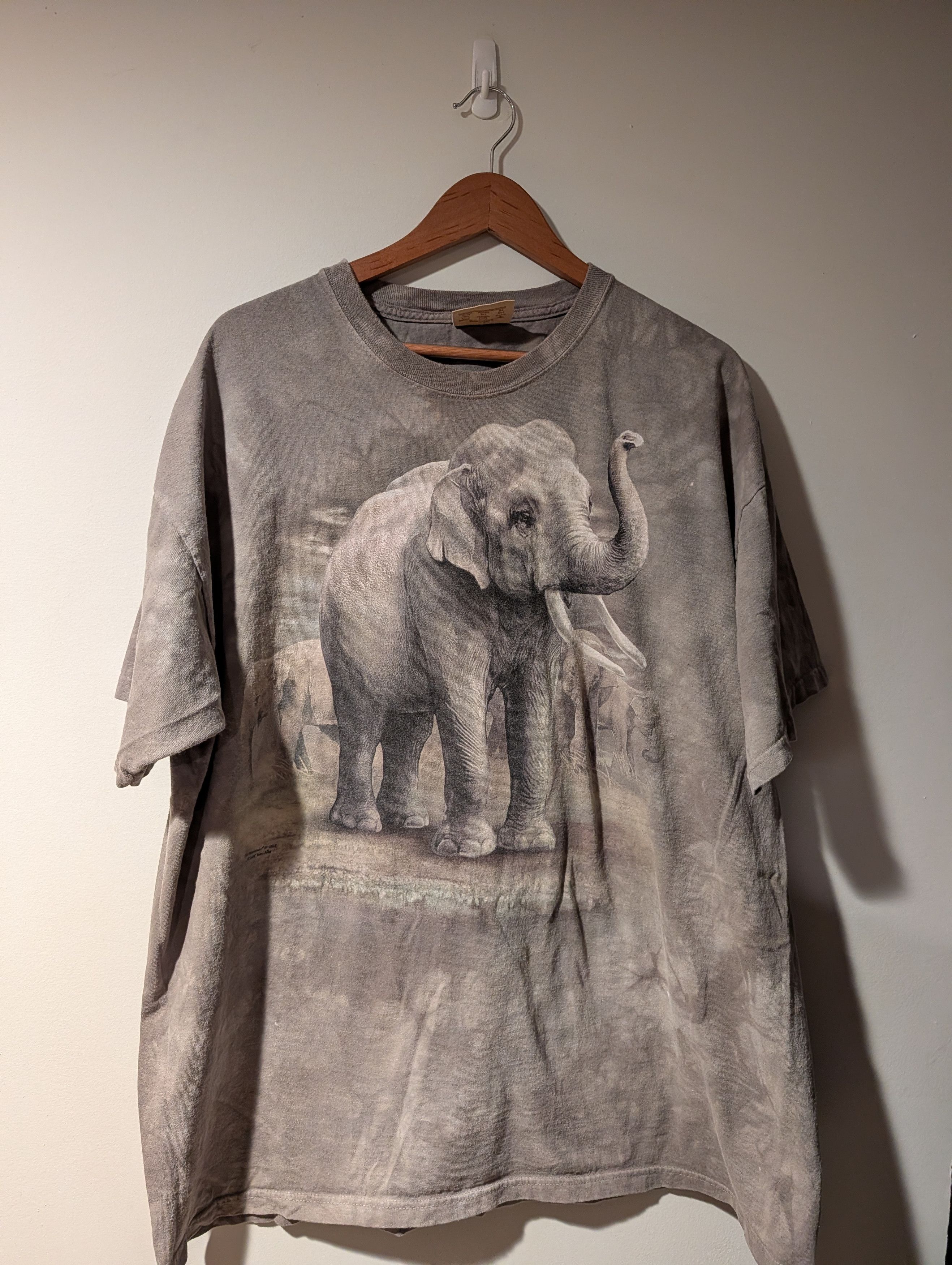 The Mountain The Mountain Elephant T-Shirt Animal Nature Art Graphic 2008 Size US XXL / EU 58 / 5 - 1 Thumbnail