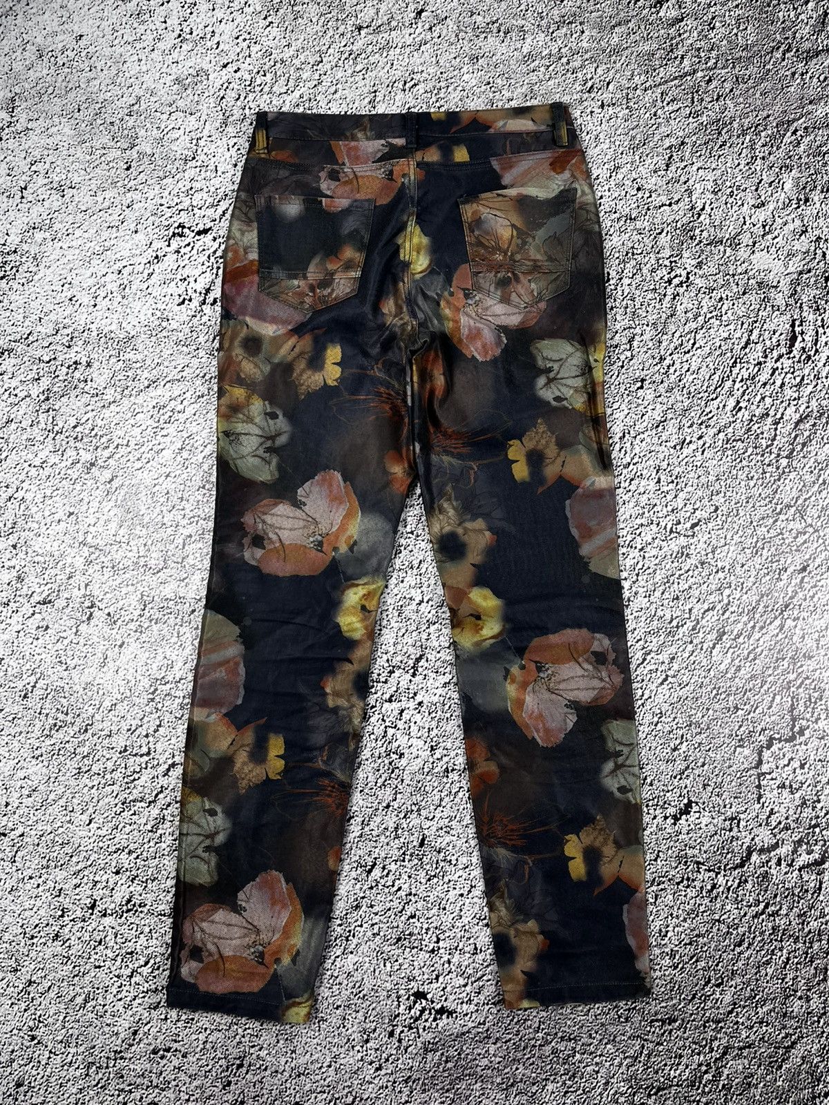 Vintage Vintage Y2K Roberto Cavalli style floral all over pants Size 28" / US 6 / IT 42 - 5 Thumbnail