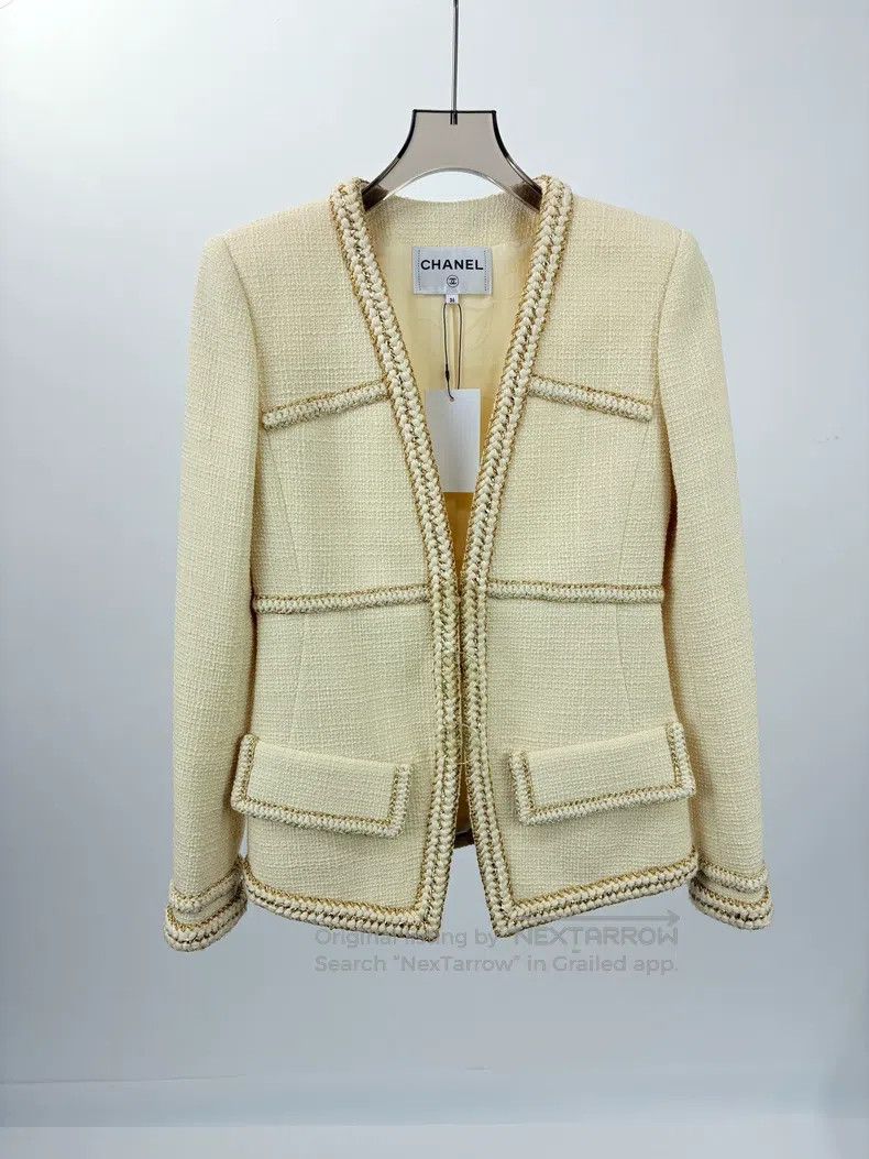 Chanel Chanel Metropolitan Series White Gold Knitted Coat Size XS / US 0-2 / IT 36-38 - 1 Thumbnail
