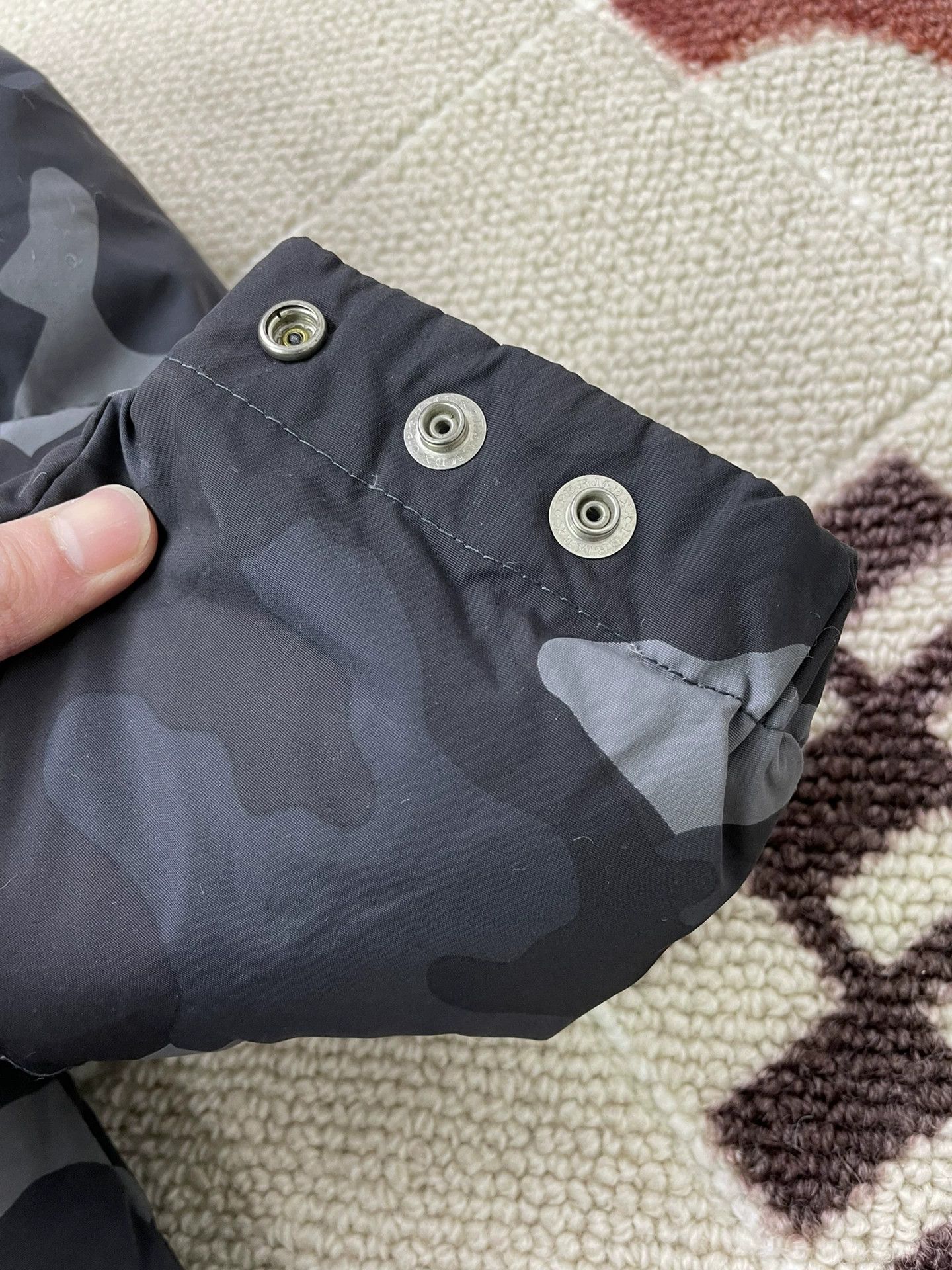 Bape BAPE 1ST CAMO Black Camo Down Jacket S Near Mint Size US S / EU 44-46 / 1 - 7 Thumbnail